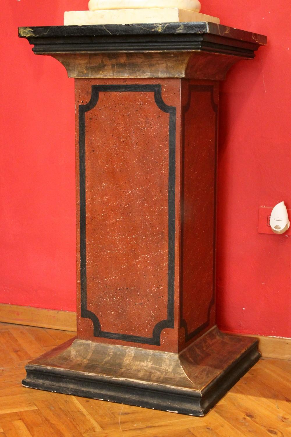 19th Century Italian Faux Marble Lacquer Architectural Pedestals or Columns For Sale 4