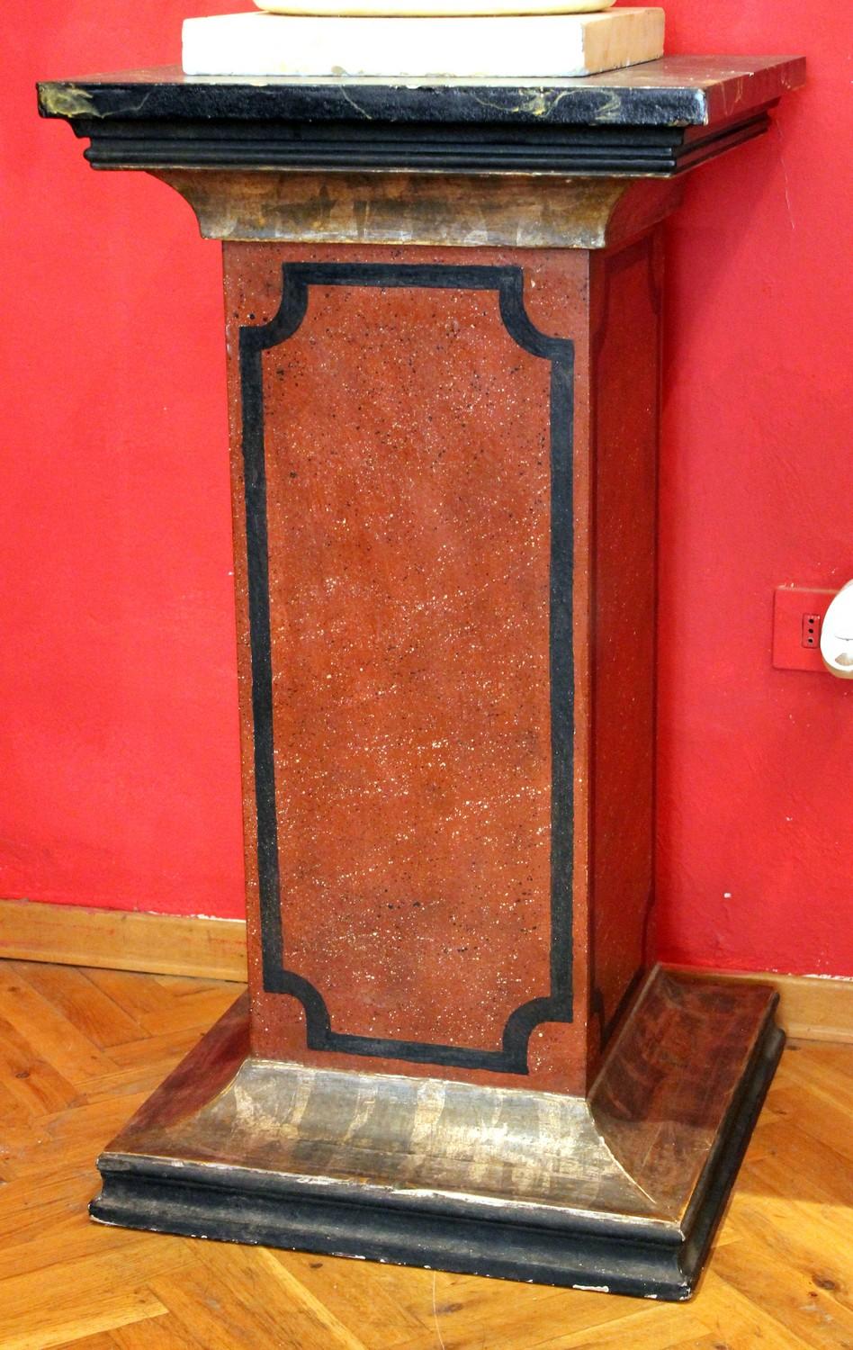 italienische Kunstmarmor-Lack-Sockel oder -Säulen aus dem 19 im Angebot 1