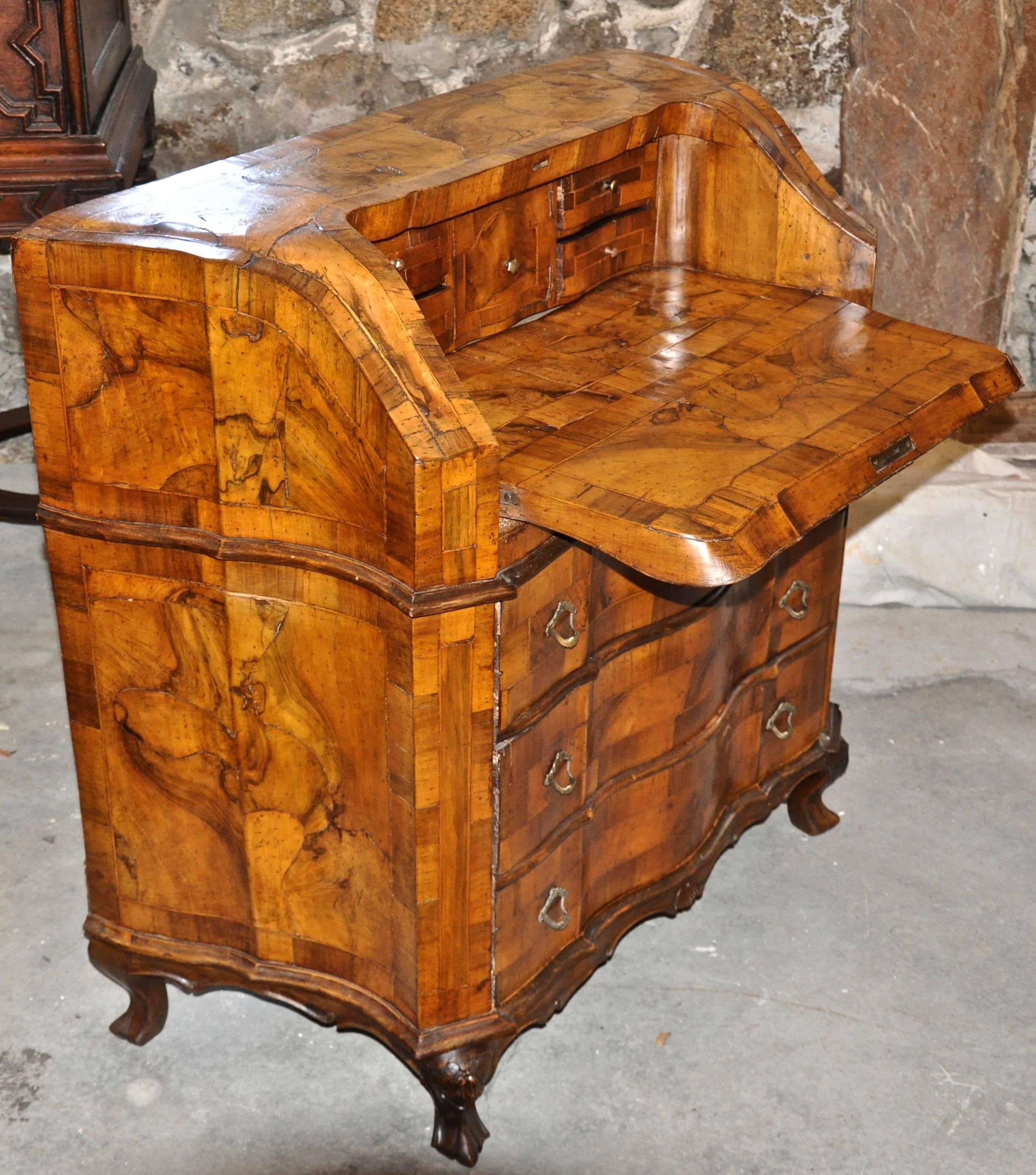 19th Century Italian Figured Walnut Desk of Smaller Size In Good Condition In Essex, MA