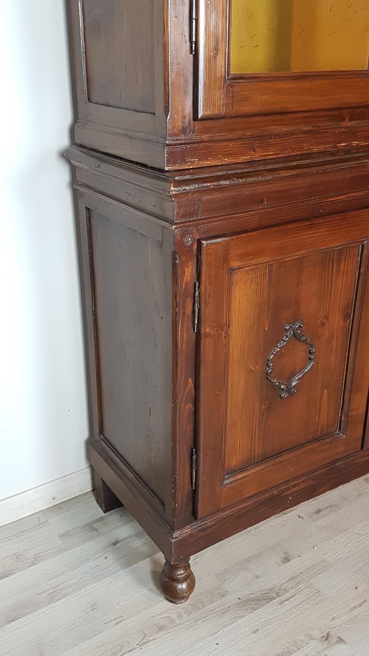 19th Century Italian Fir Wood Sideboard or Buffet, 1880s 2