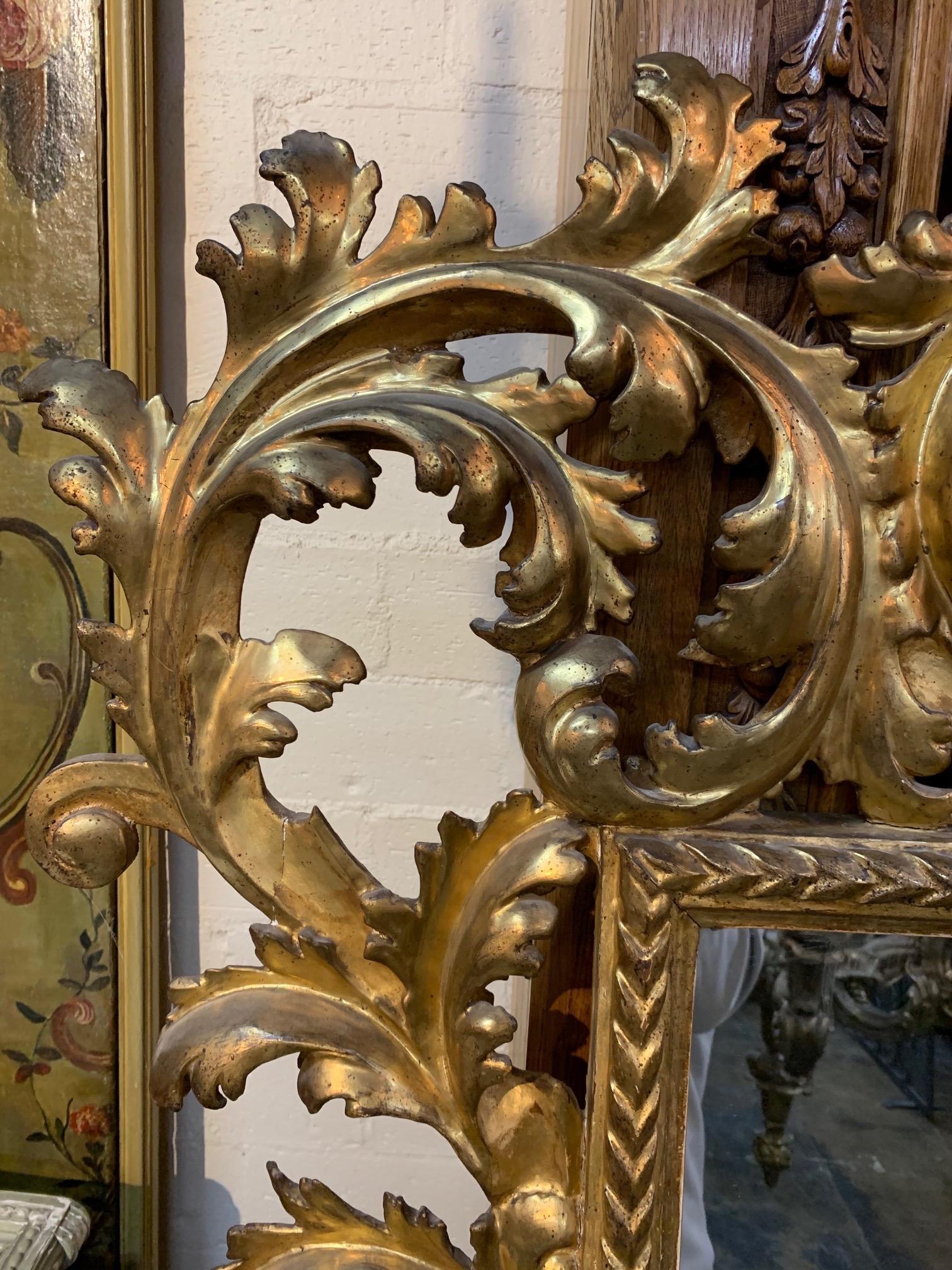 19th Century Italian Florentine Carved and Giltwood Mirror In Good Condition For Sale In Dallas, TX