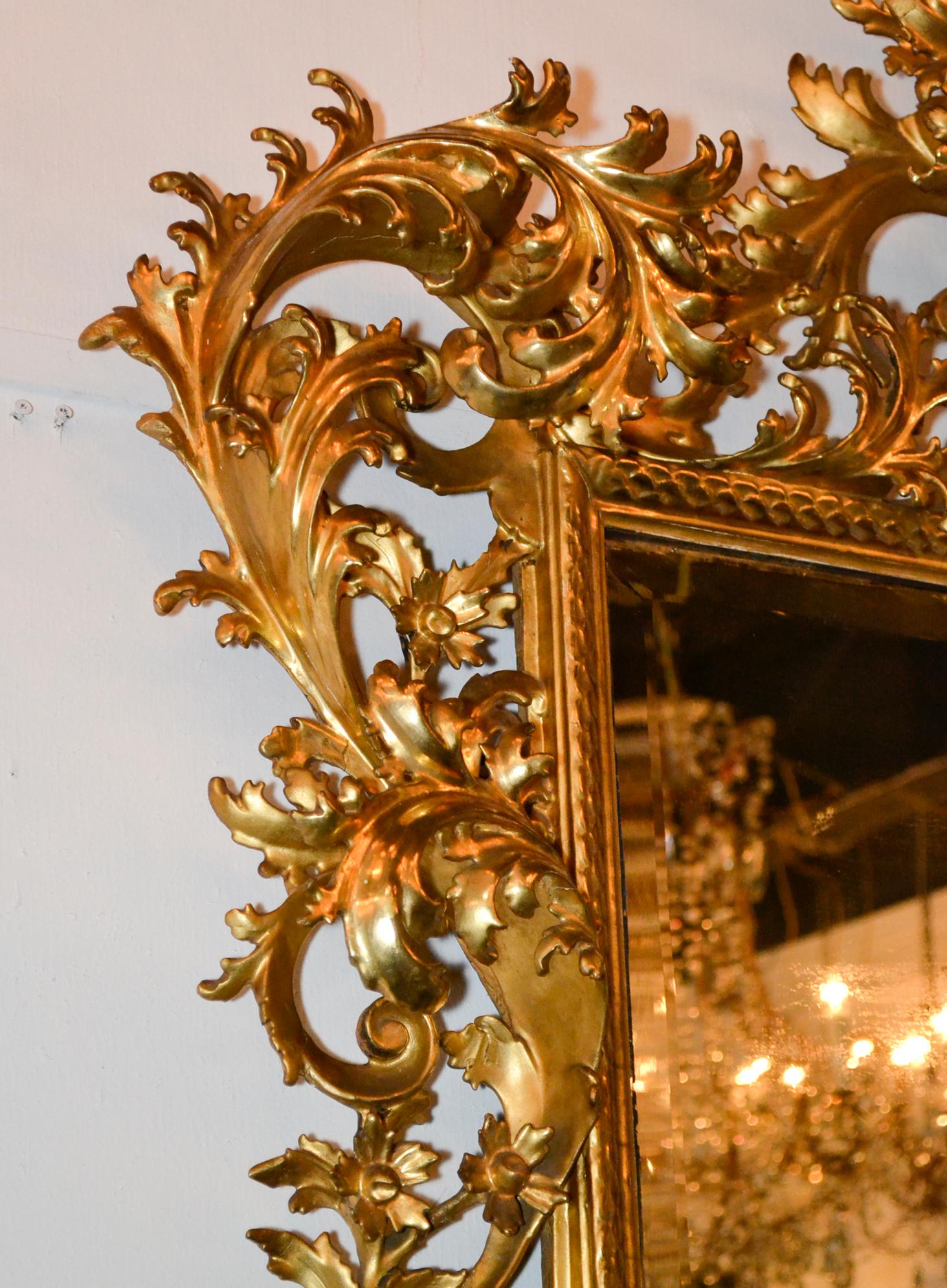 19th Century Italian Florentine Giltwood Mirror In Good Condition For Sale In Dallas, TX