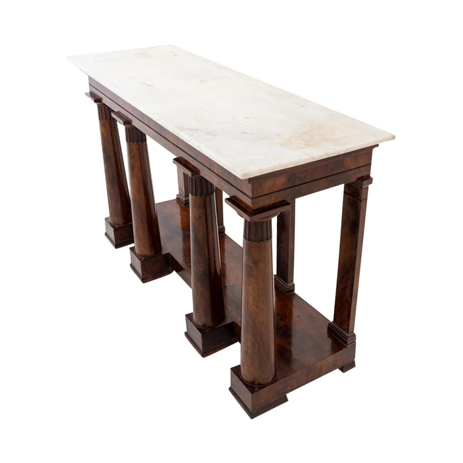 Hand-Carved 19th Century Italian Freestanding Mahogany Center Table - Antique Console Table For Sale