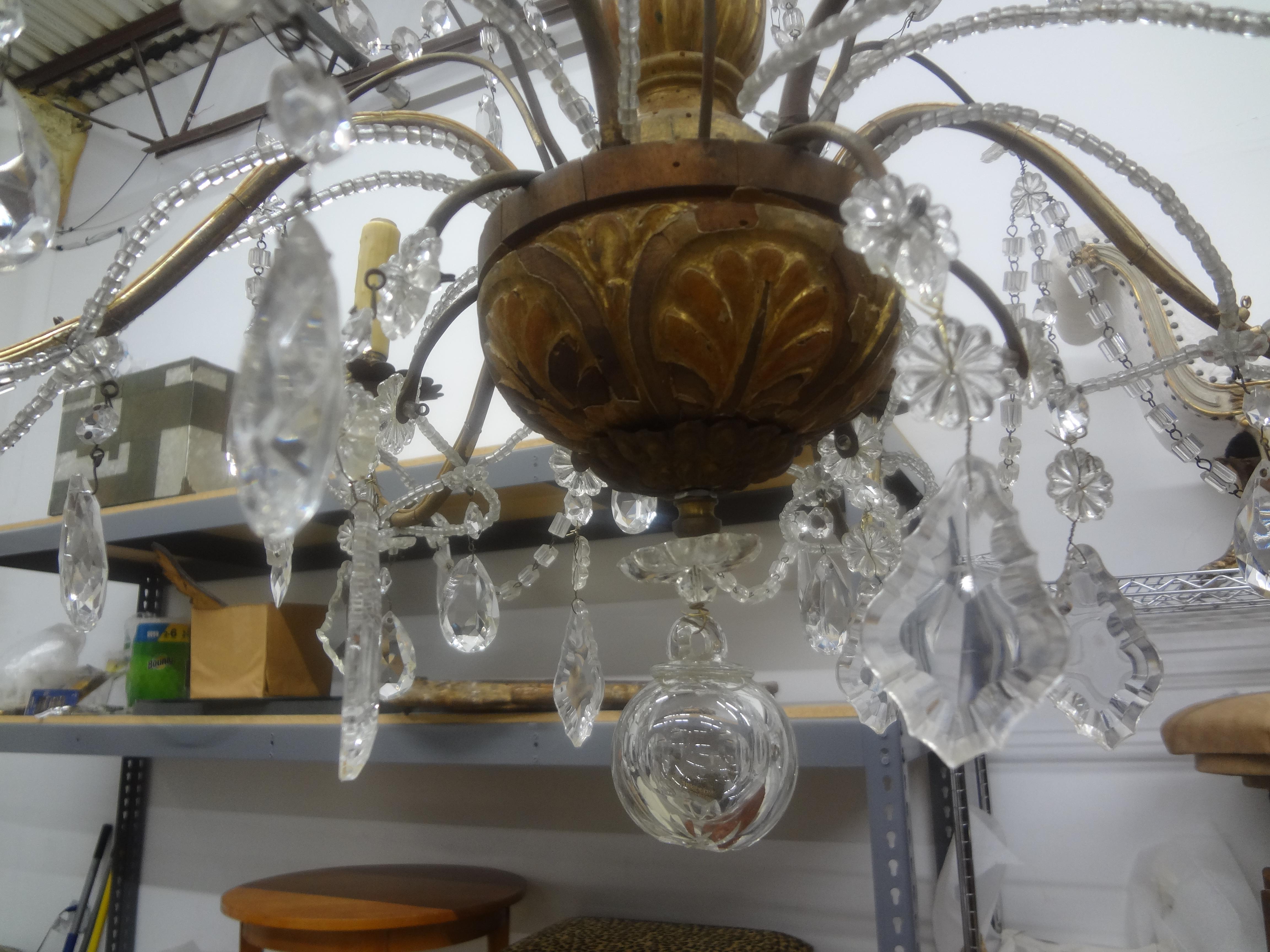 19th Century Italian Genovese Giltwood and Crystal Chandelier For Sale 1