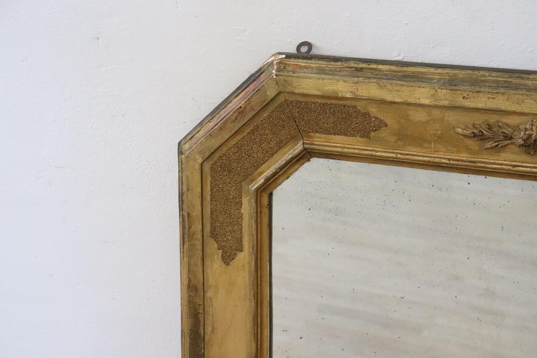 19th Century Italian Gilded Wood Wall Mirror with Original Mercury Mirror In Good Condition In Casale Monferrato, IT