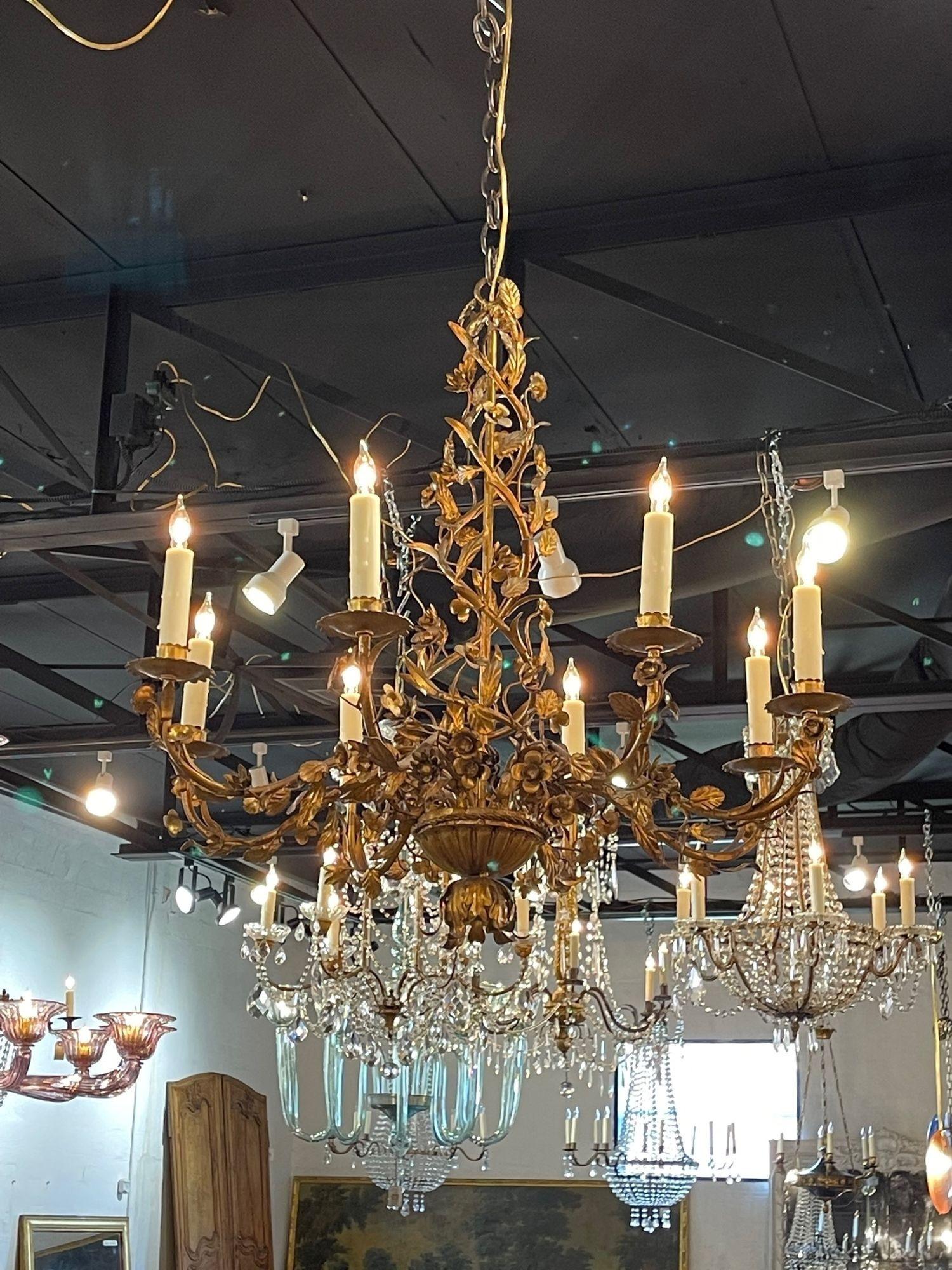 19th Century Italian Gilt Tole Floral Chandeliers with 8 Lights In Good Condition In Dallas, TX