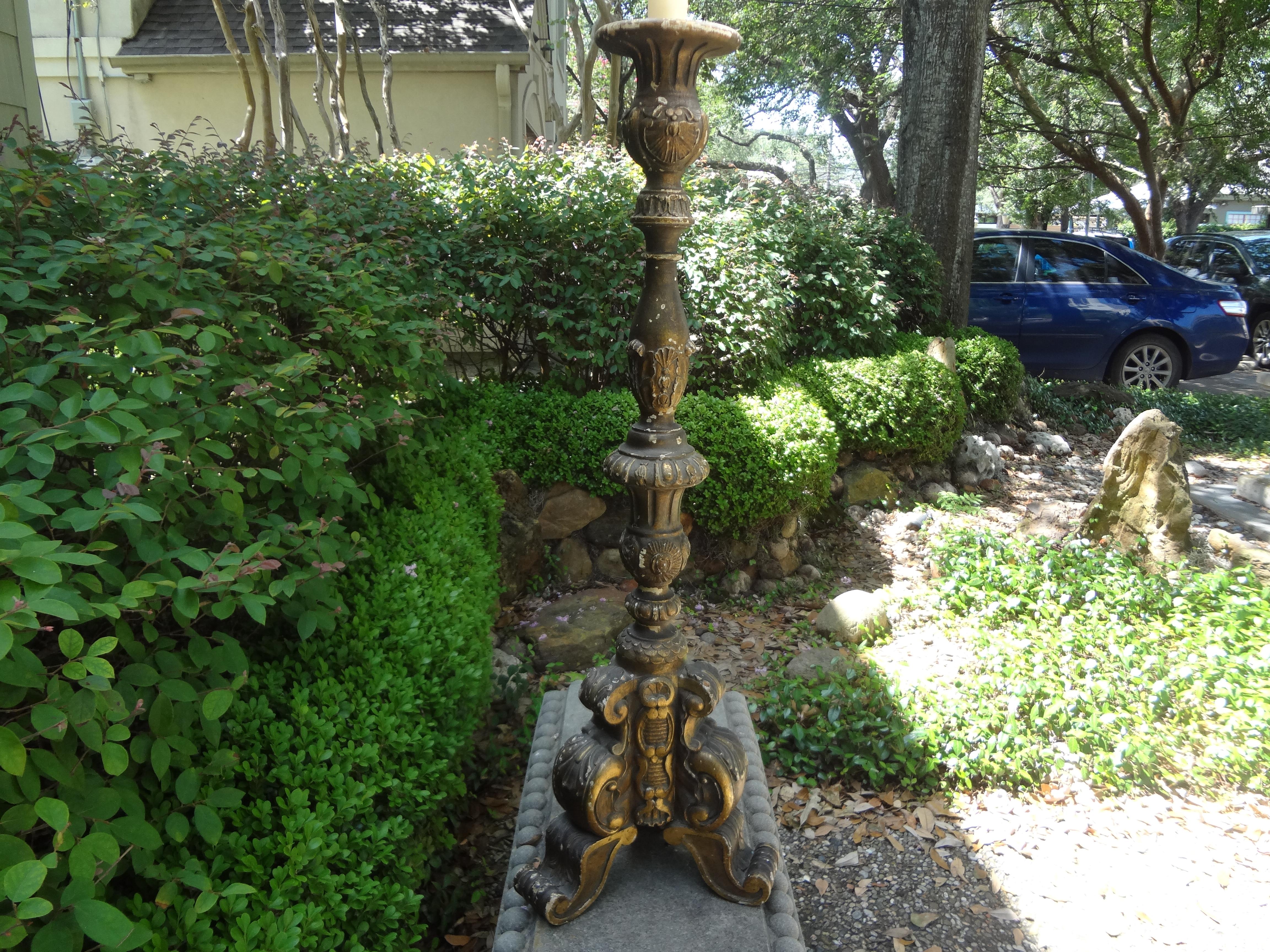 19th Century Italian Giltwood Lamp In Good Condition For Sale In Houston, TX