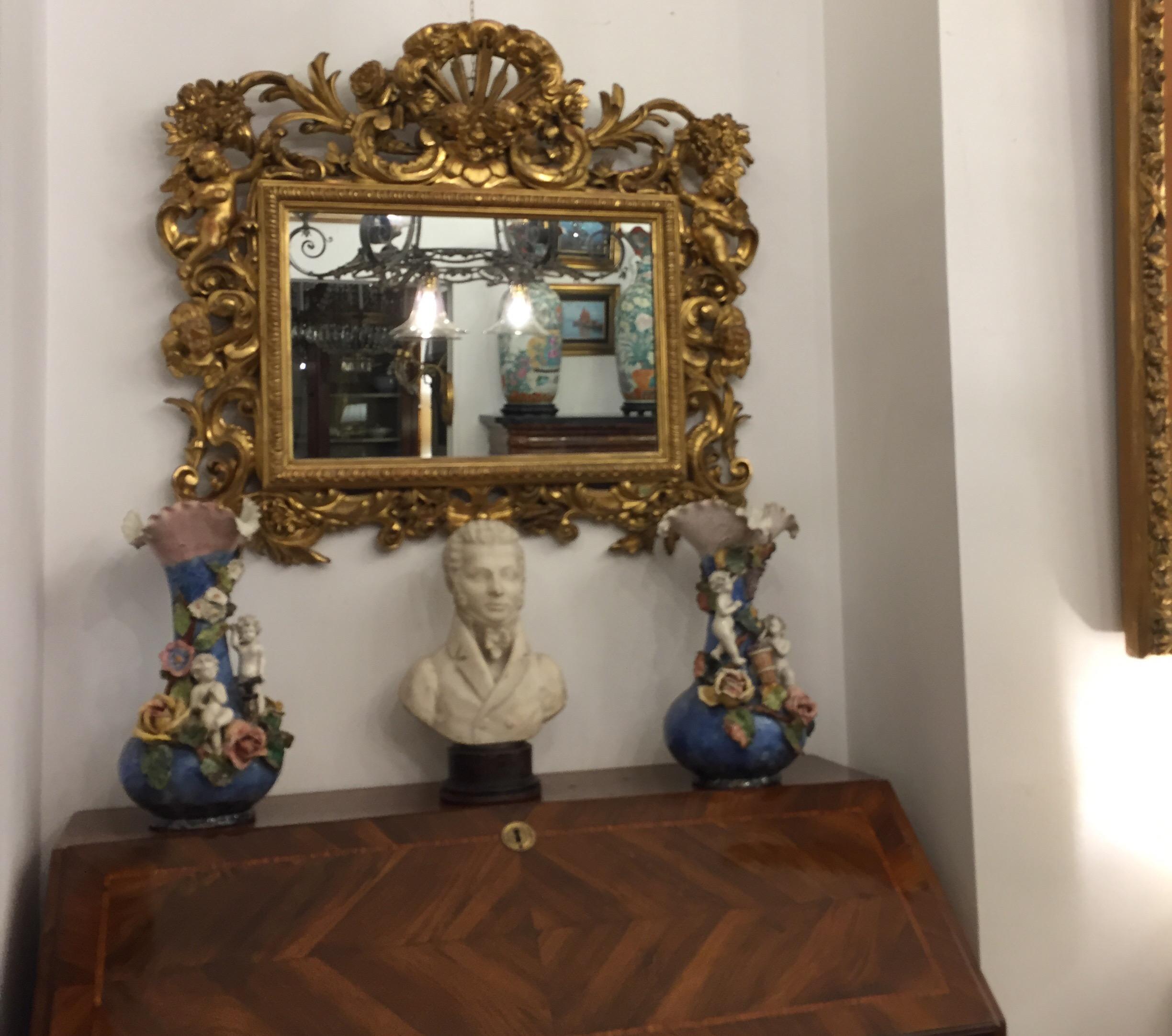 19th Century Italian Gilt Wood Mirror Cherubs Carving Rococo Style  12