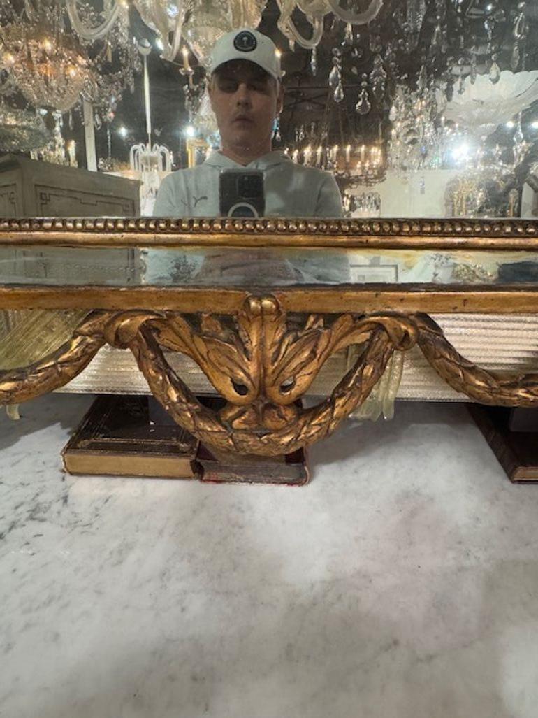 19. Jahrhundert Italienisch Giltwood Arch Top Spiegel (Geschnitzt) im Angebot