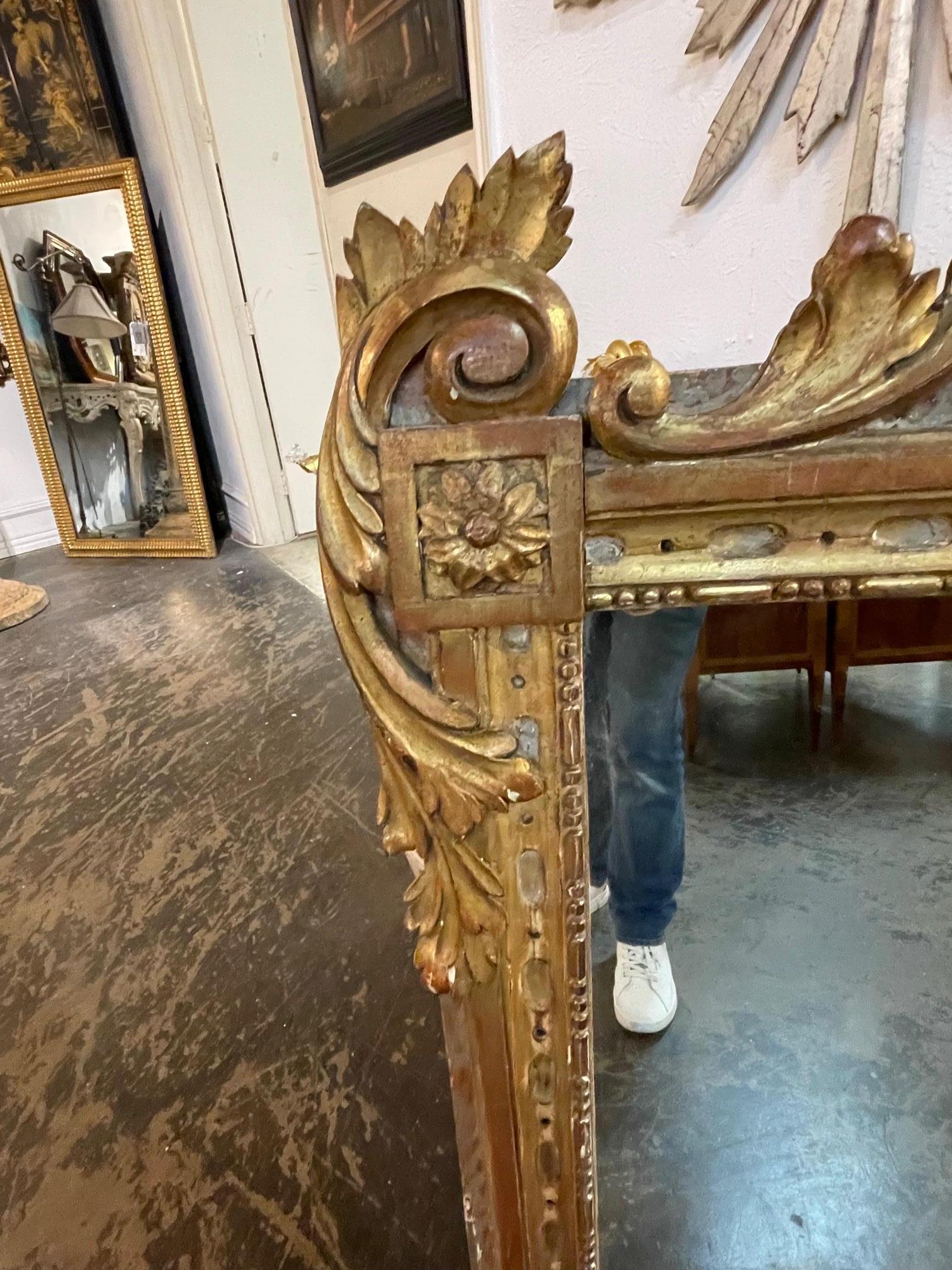 Fin du XIXe siècle Miroir italien en bois doré du XIXe siècle en vente