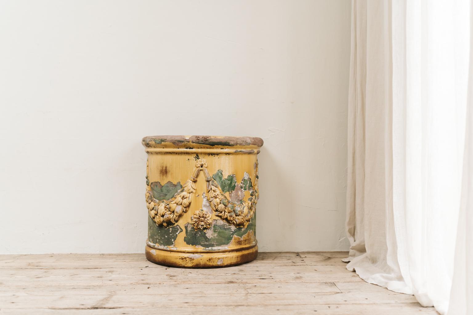 19th Century Italian Glazed Terra Cotta Planter/Jardinière In Good Condition In Brecht, BE