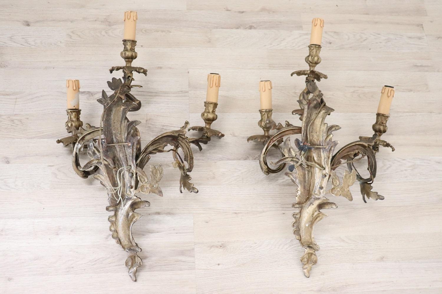 19th Century Italian Golden Bronze Pair of Wall Lights or Sconces 2