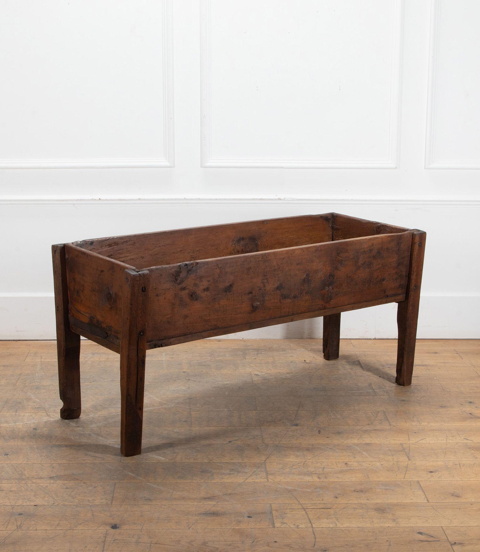 Console italienne du 19e siècle à caisson de grenier en vente 6