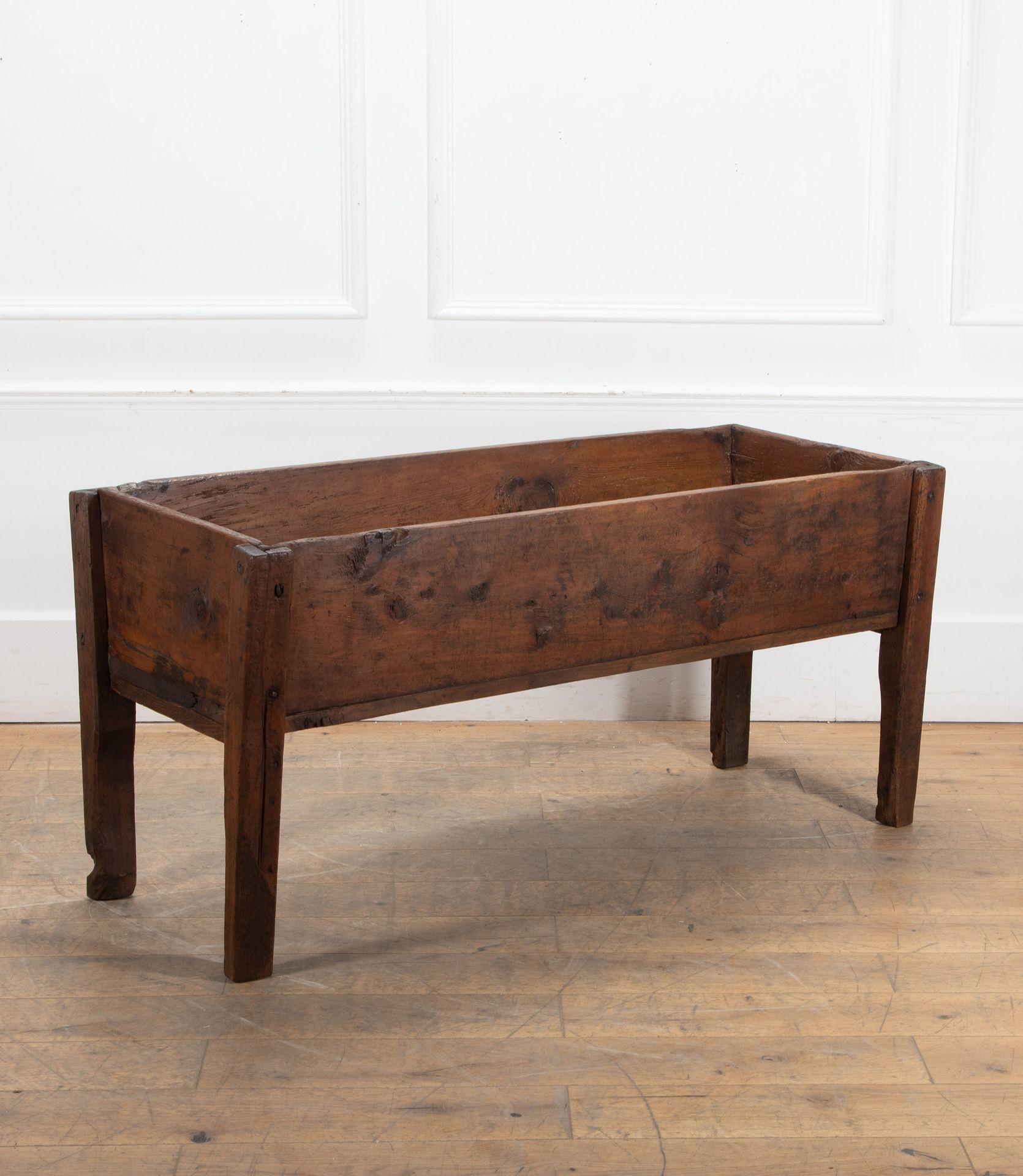 Console italienne du 19e siècle à caisson de grenier en vente 7