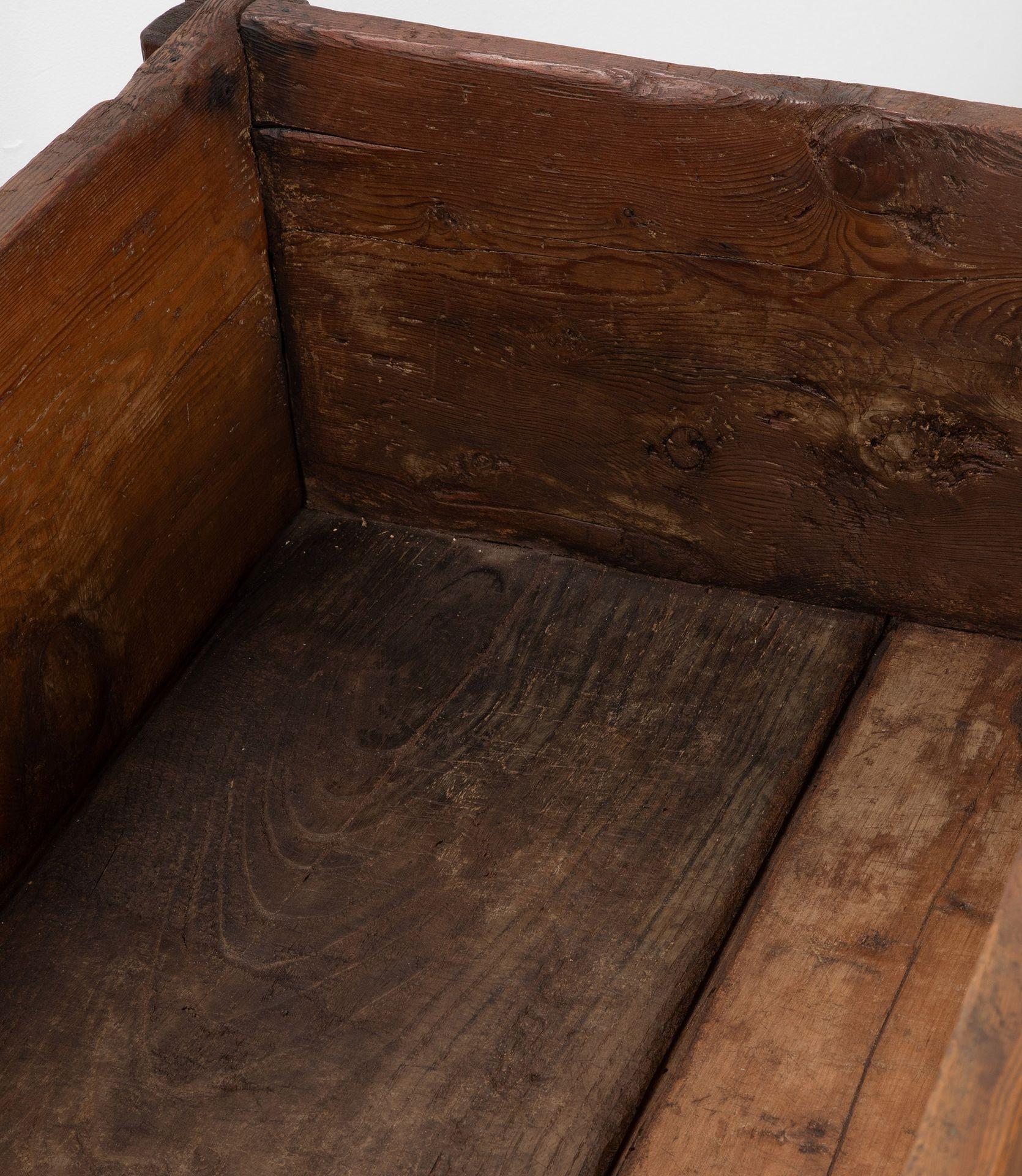 Console italienne du 19e siècle à caisson de grenier en vente 10
