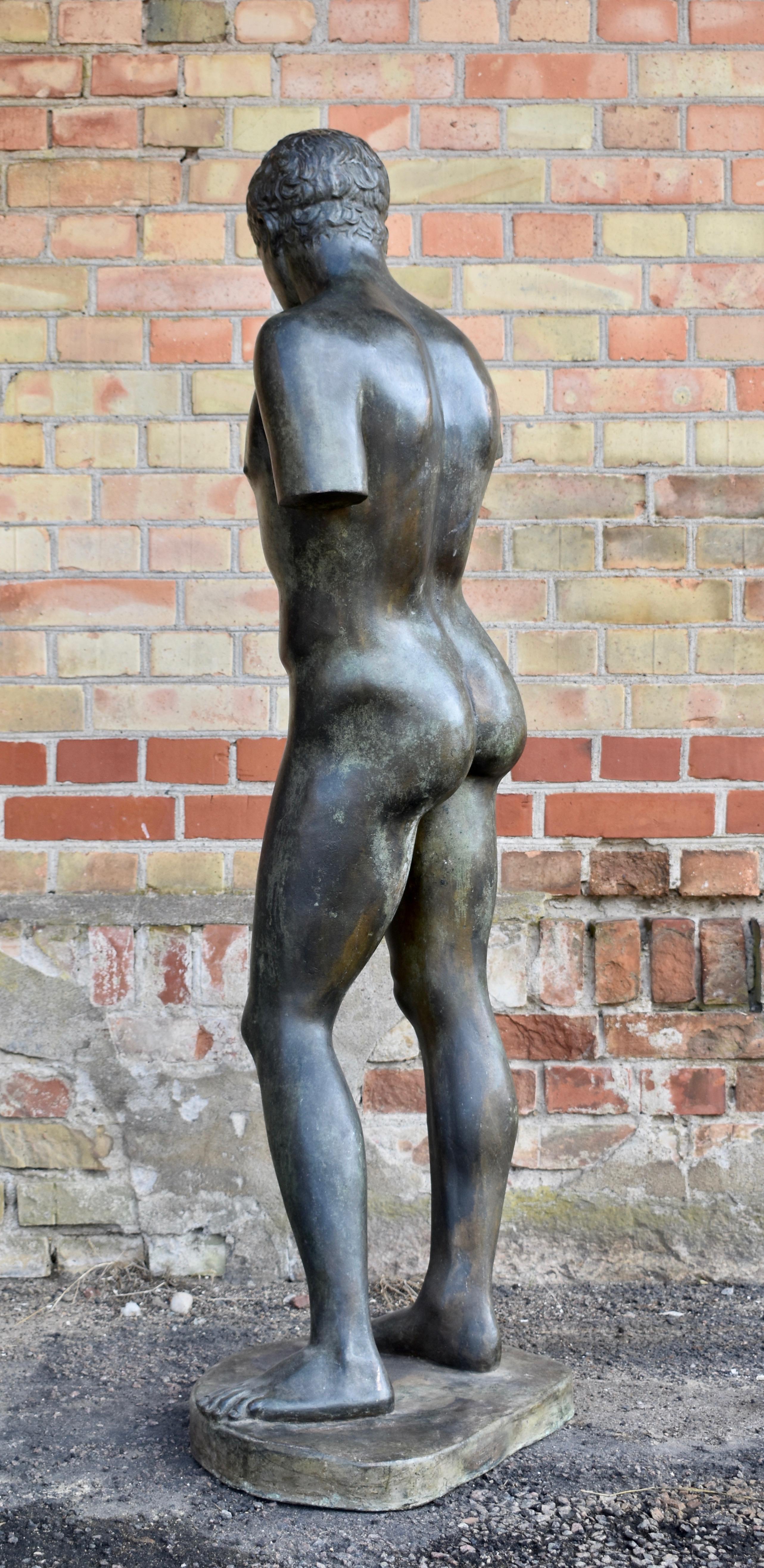 19th Century Italian Grand Tour Bronze Sculpture, Greek Boy In Good Condition For Sale In Helsingborg, SE