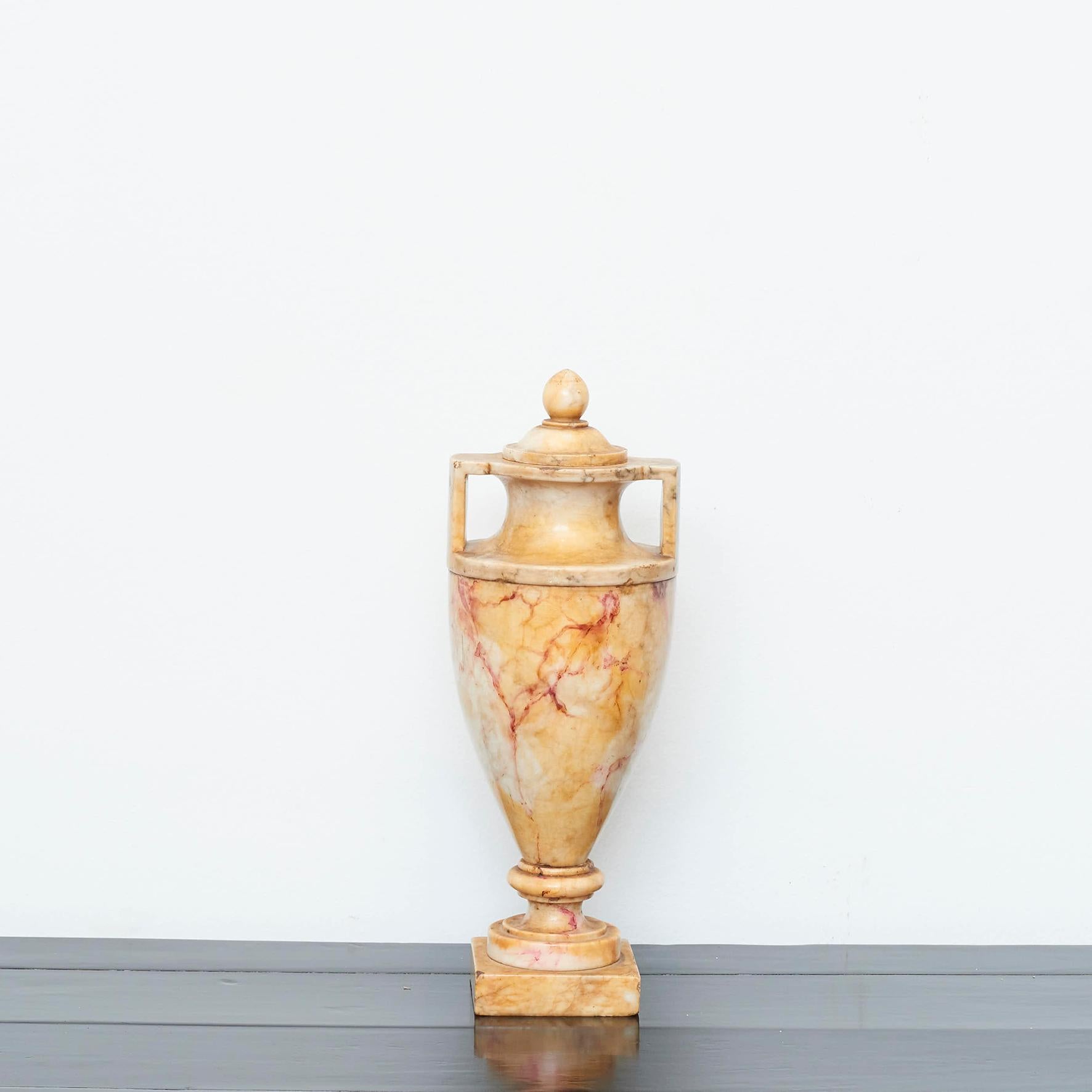 Grand Tour carved Alabaster urn. Elegant and decorative with a very beautiful patina. Italy, circa 1840.