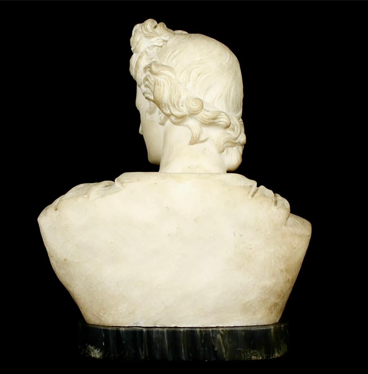 Busto in marmo scolpito di Apollo del XIX secolo, Gran Turismo Italiano In condizioni buone in vendita a Bradenton, FL