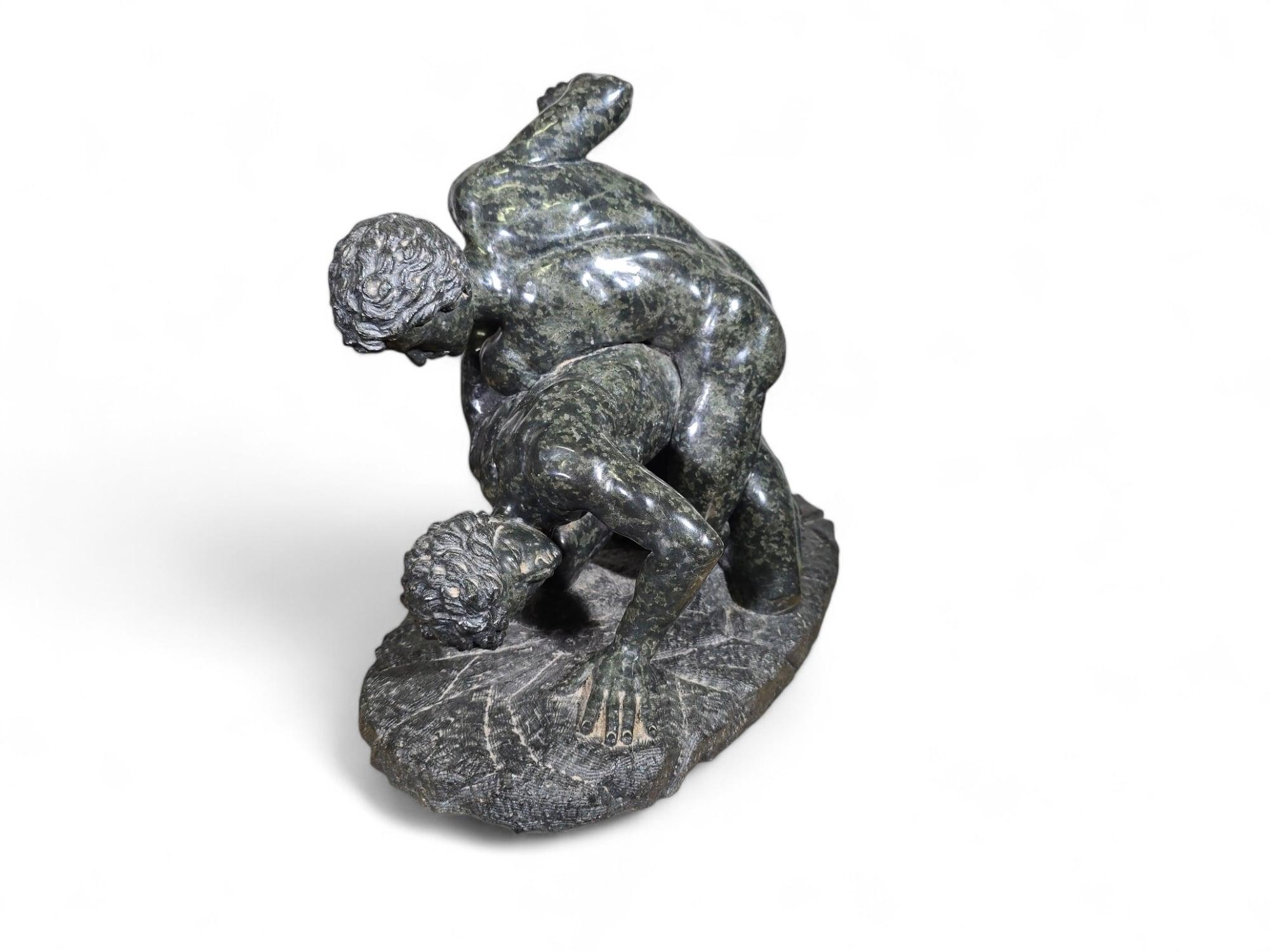 19th-Century Italian Grand Tour Sculpture – Uffizi Wrestlers in Serpentine Marbl For Sale 8