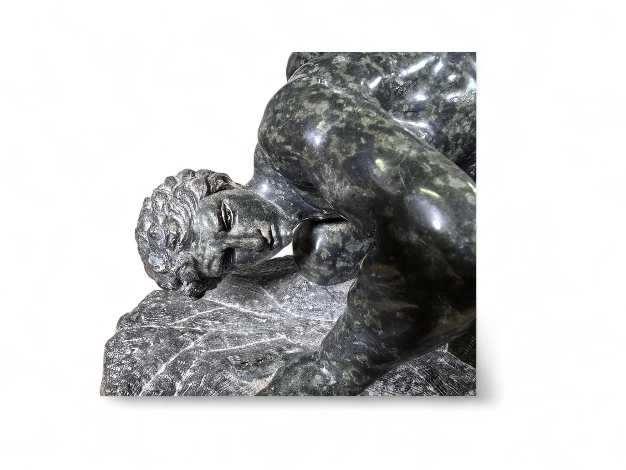 Marble 19th-Century Italian Grand Tour Sculpture – Uffizi Wrestlers in Serpentine Marbl For Sale