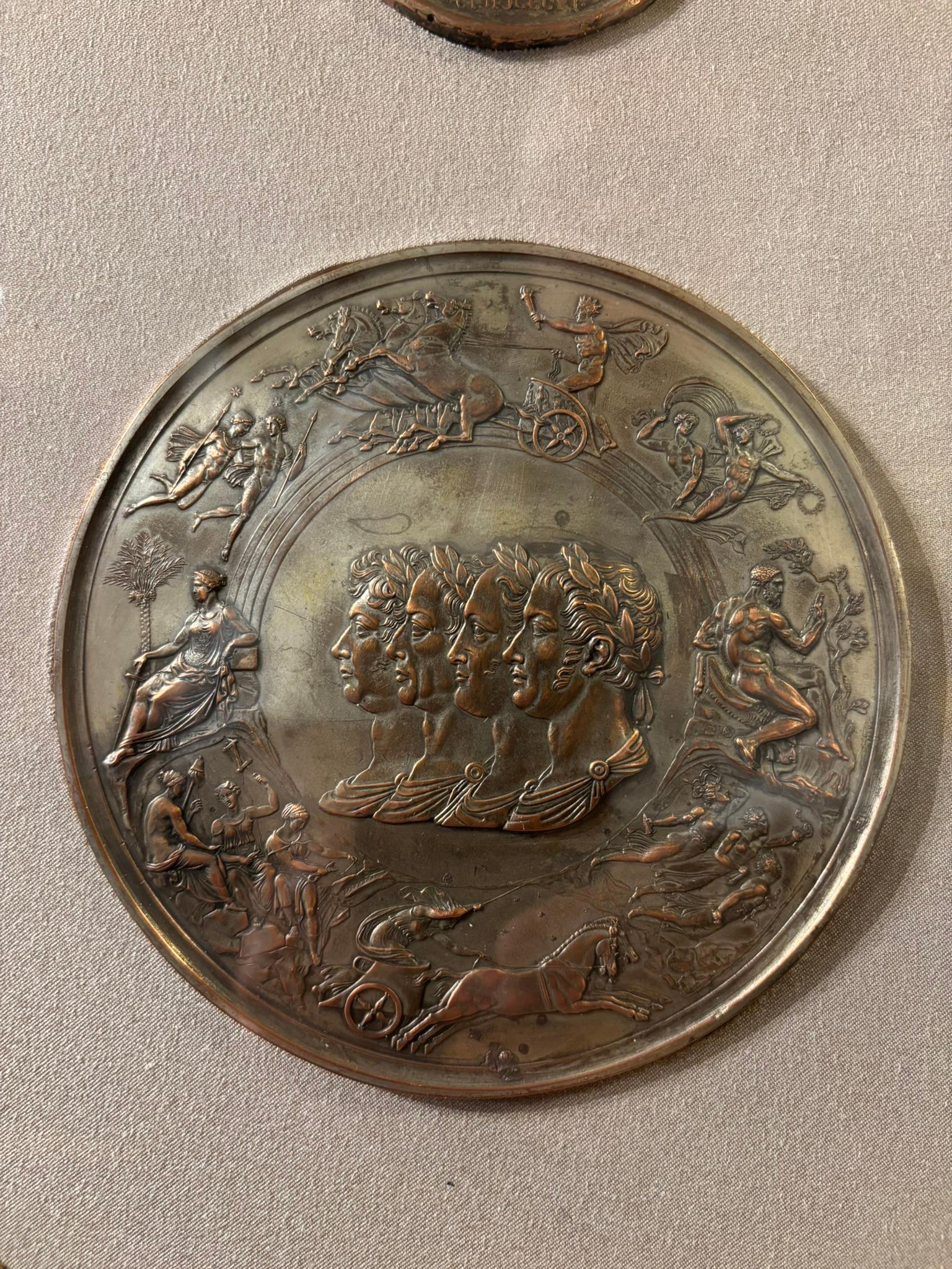 XIXe siècle Ensemble de médailles de portraits des 12 empereurs romains du 19e siècle, Grand Tour d'Italie en vente