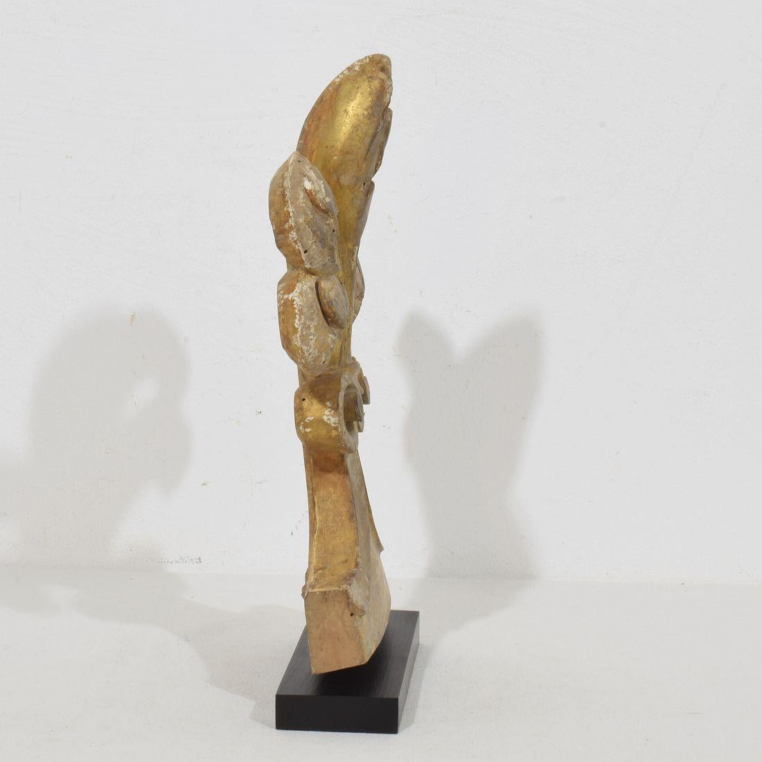 Hand-Carved 19th Century Italian Hand Carved Giltwood Gothic Style Ornament/ Fragment For Sale