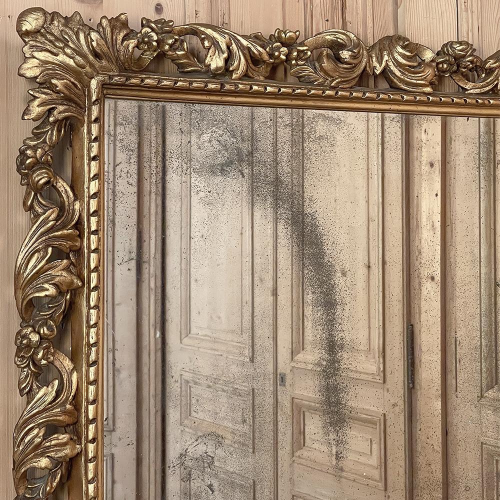 Miroir de cheminée en bois doré italien du XIXe siècle, sculpté à la main Bon état - En vente à Dallas, TX
