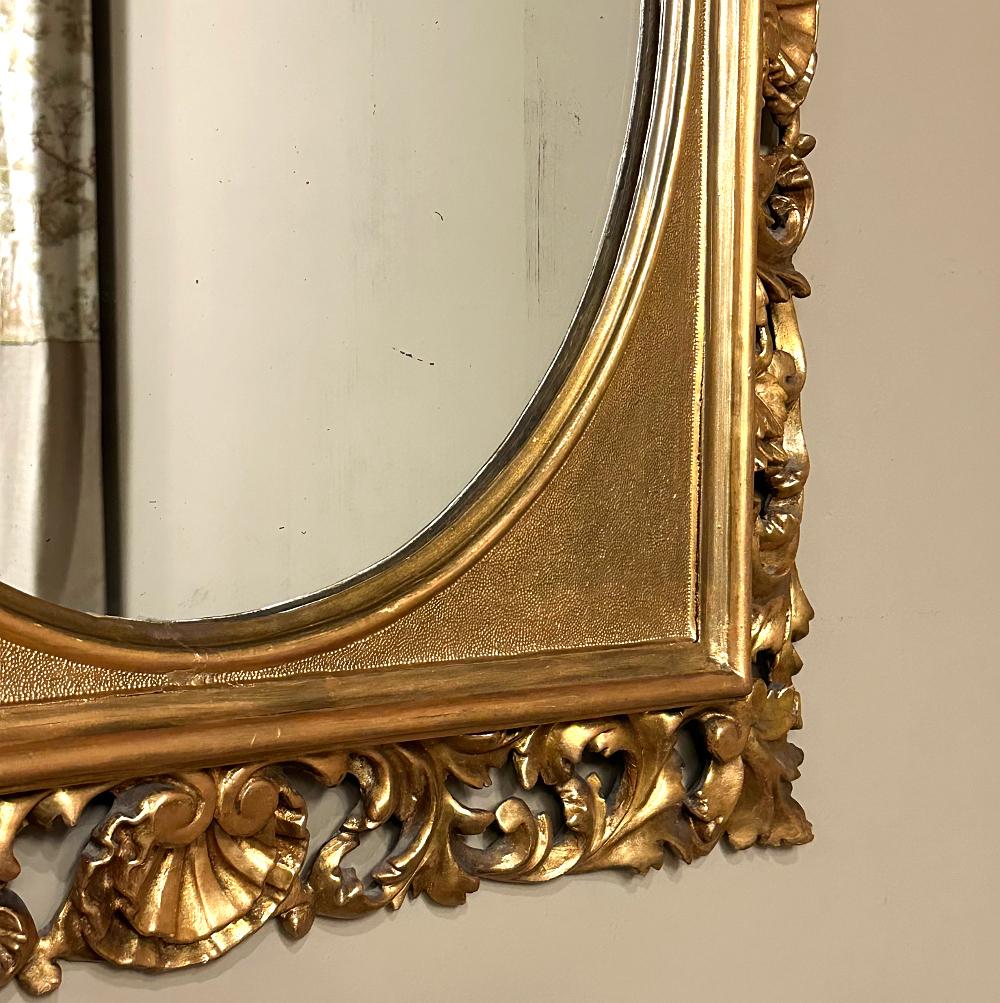 Miroir italien du 19ème siècle en bois doré sculpté à la main, vers 1890 en vente 4