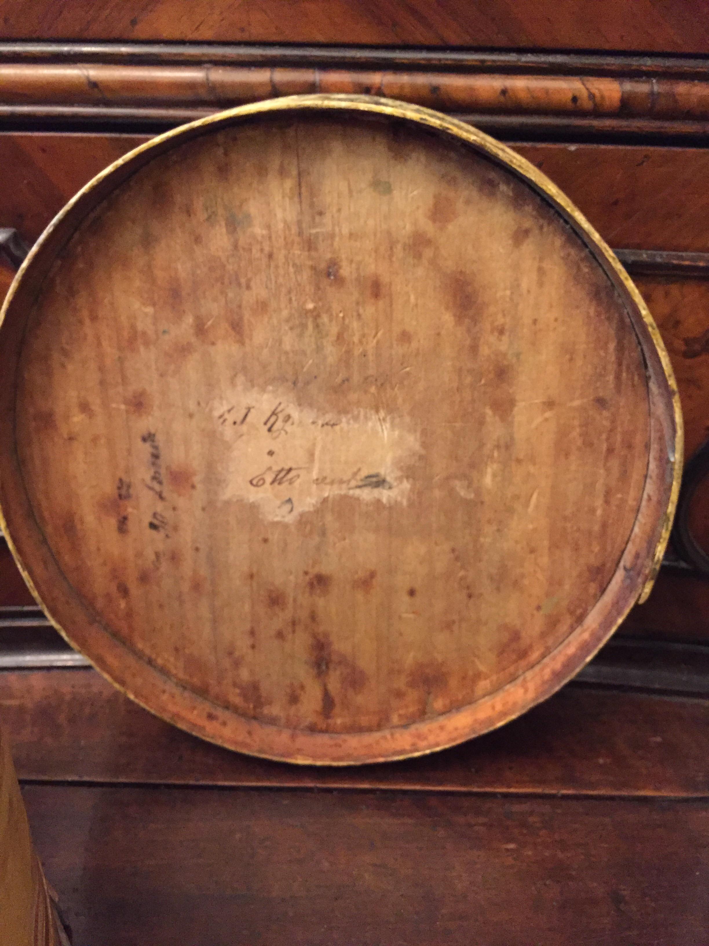 Boîte de rangement à alimentation jaune toscanne de Sienne du 19ème siècle, faite à la main, pour les pommes de terre en vente 1