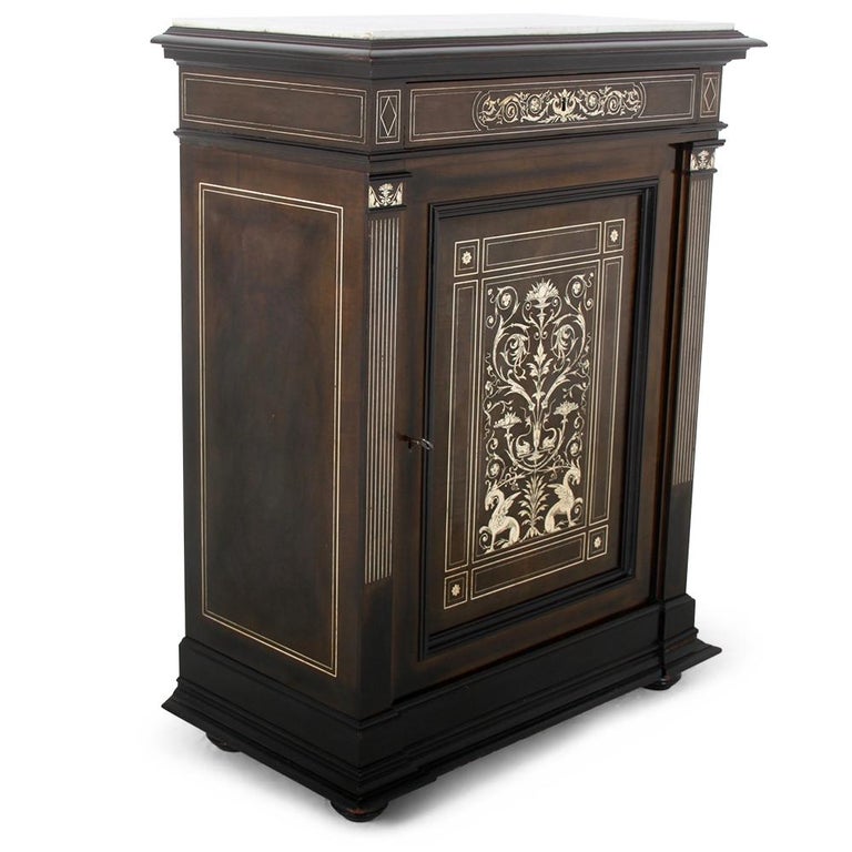 19th Century Italian Inlaid Cabinet In Good Condition For Sale In Vancouver, British Columbia