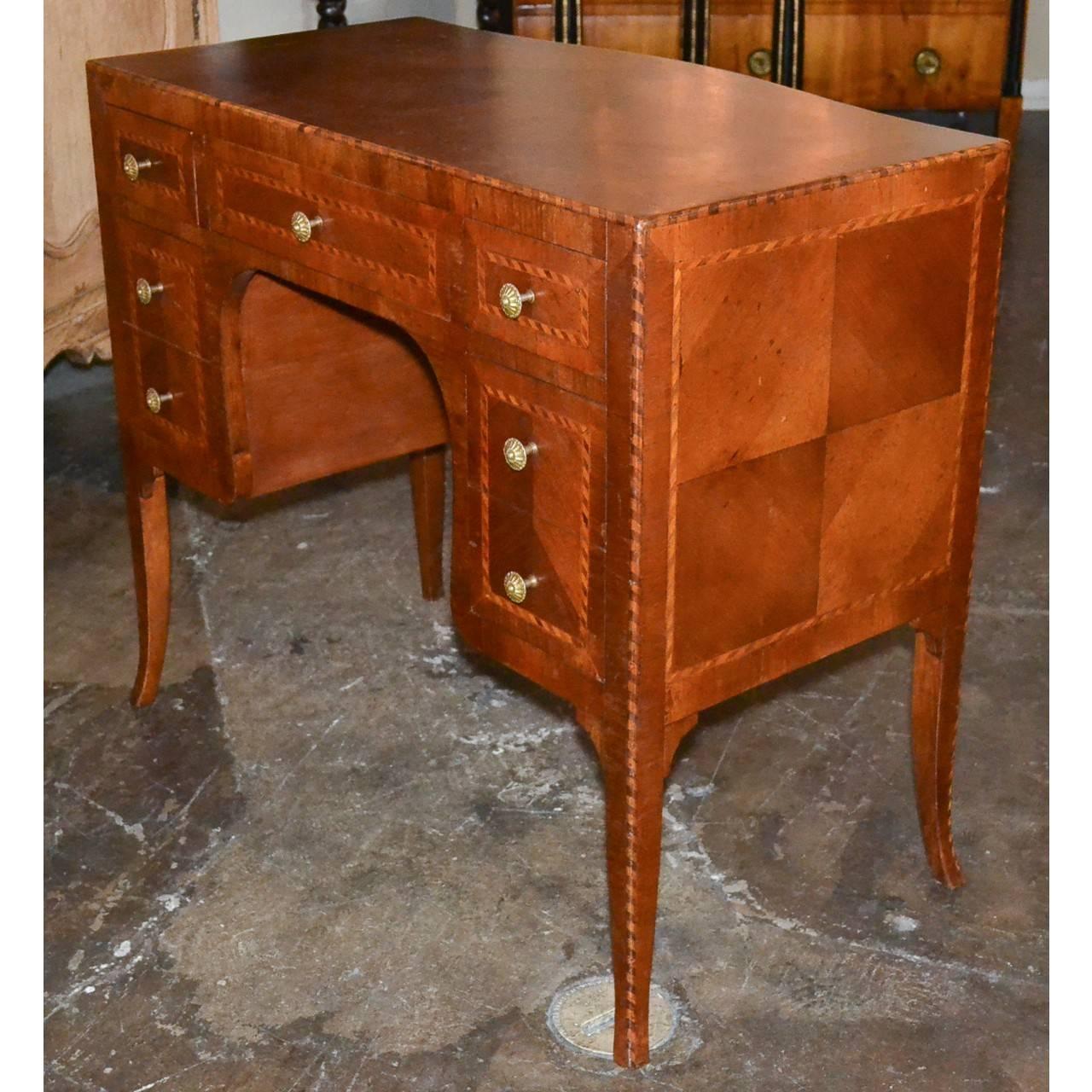 Kingwood 19th Century Italian Inlaid Vanity Table / Desk