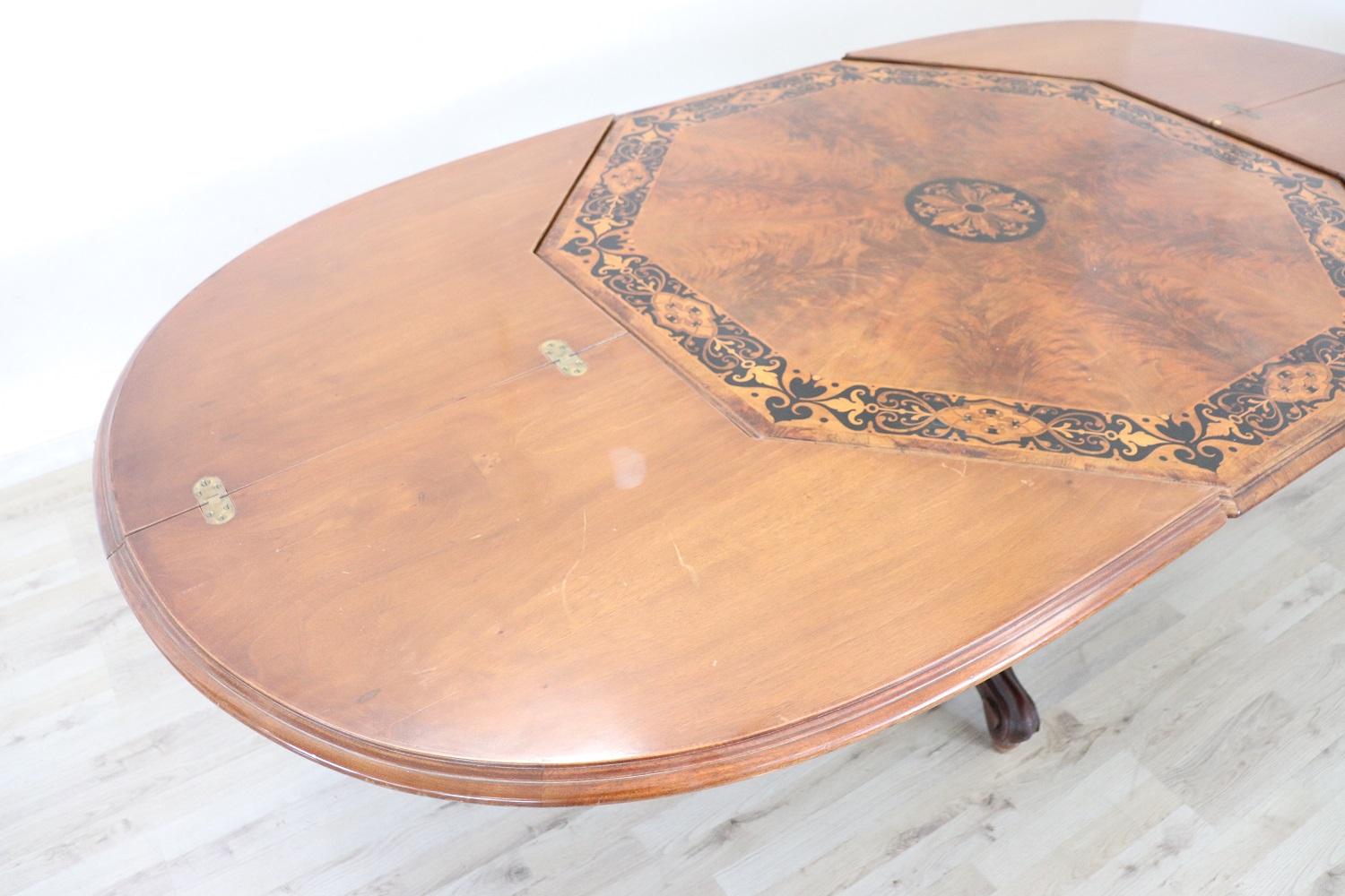 19th Century Italian Inlaid Walnut Octagonal Extendable Dining Room Table 8