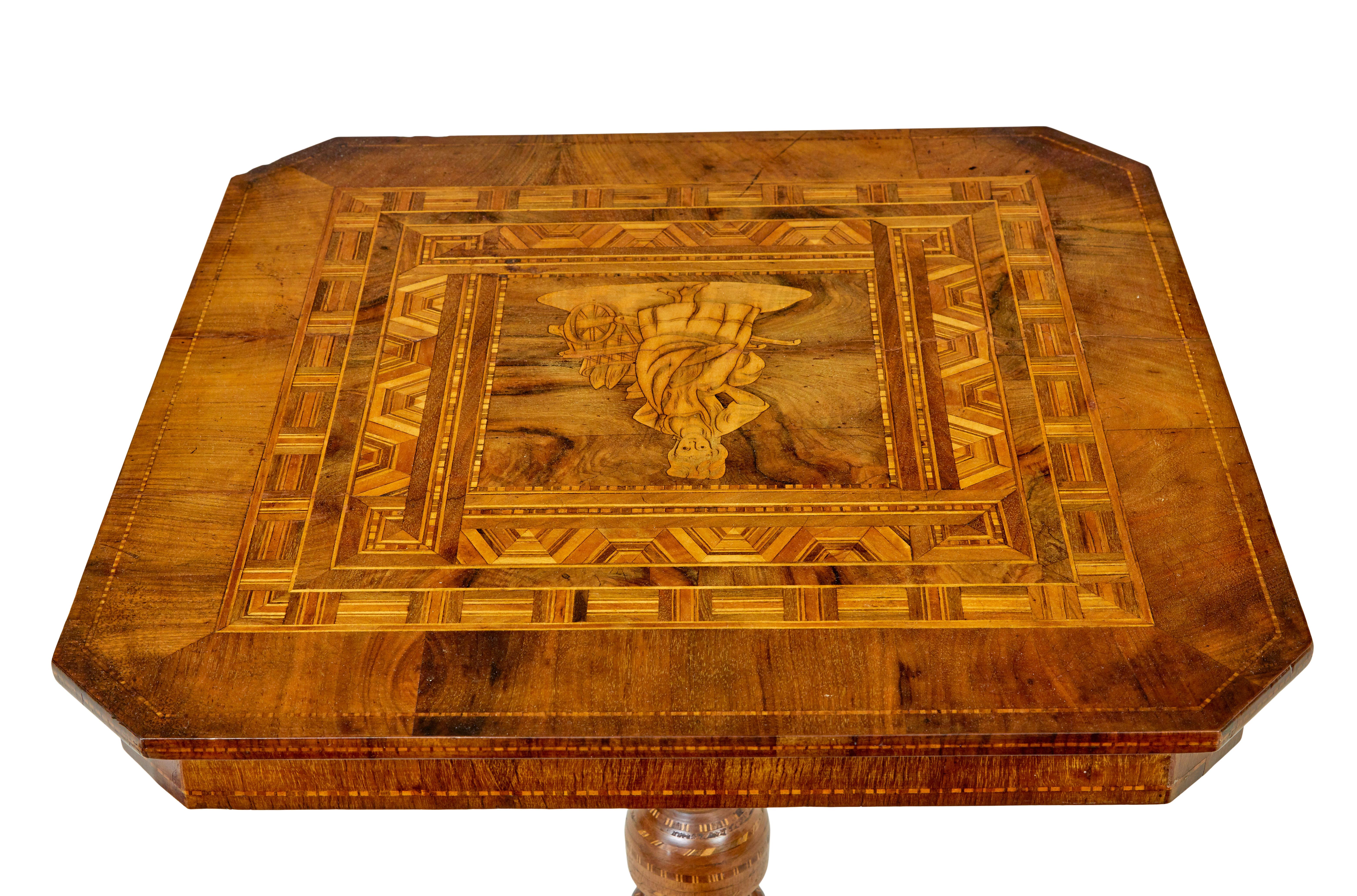 Late Victorian 19th century Italian inlaid walnut sorrento table For Sale