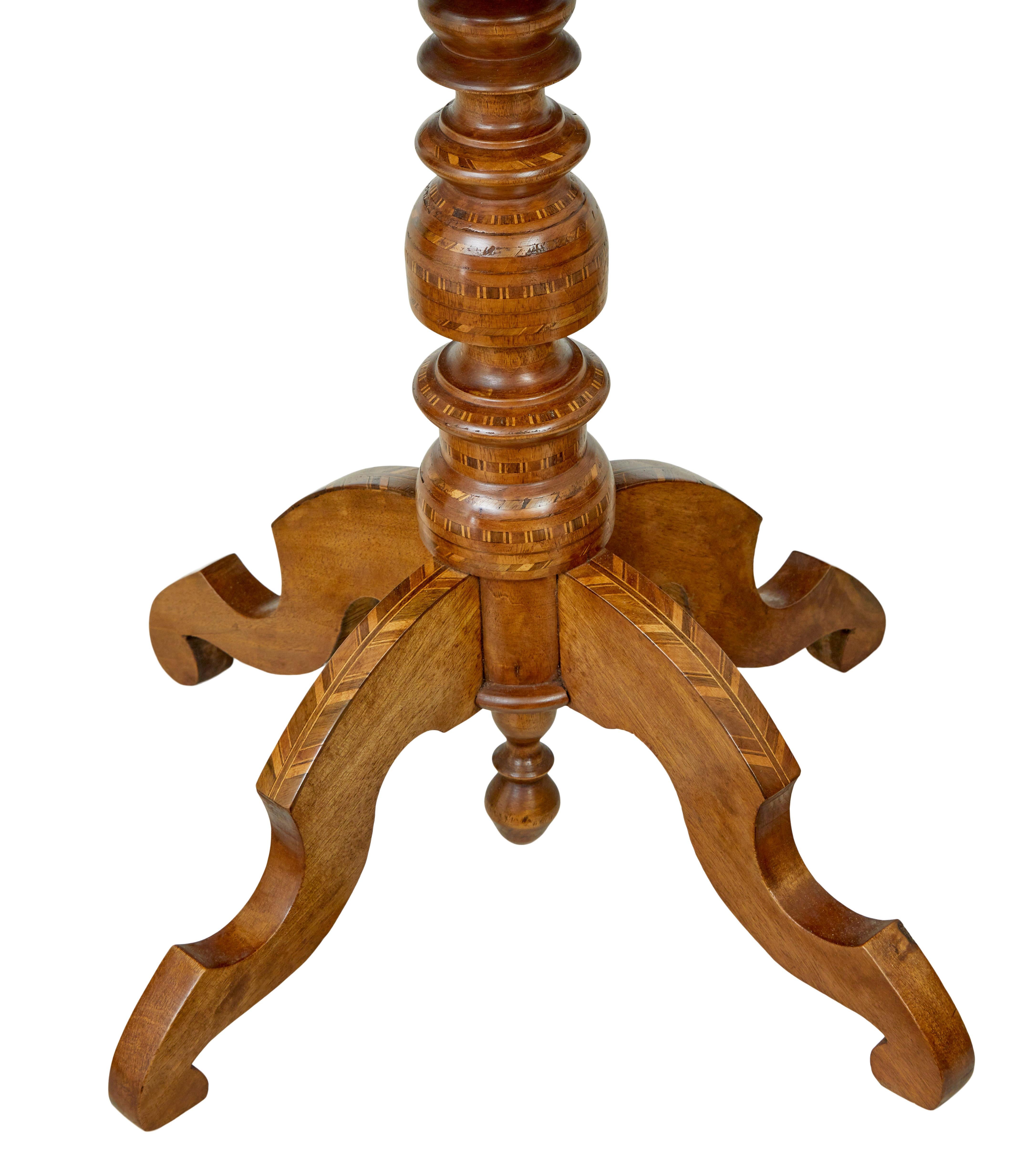19th century Italian inlaid walnut sorrento table For Sale 1
