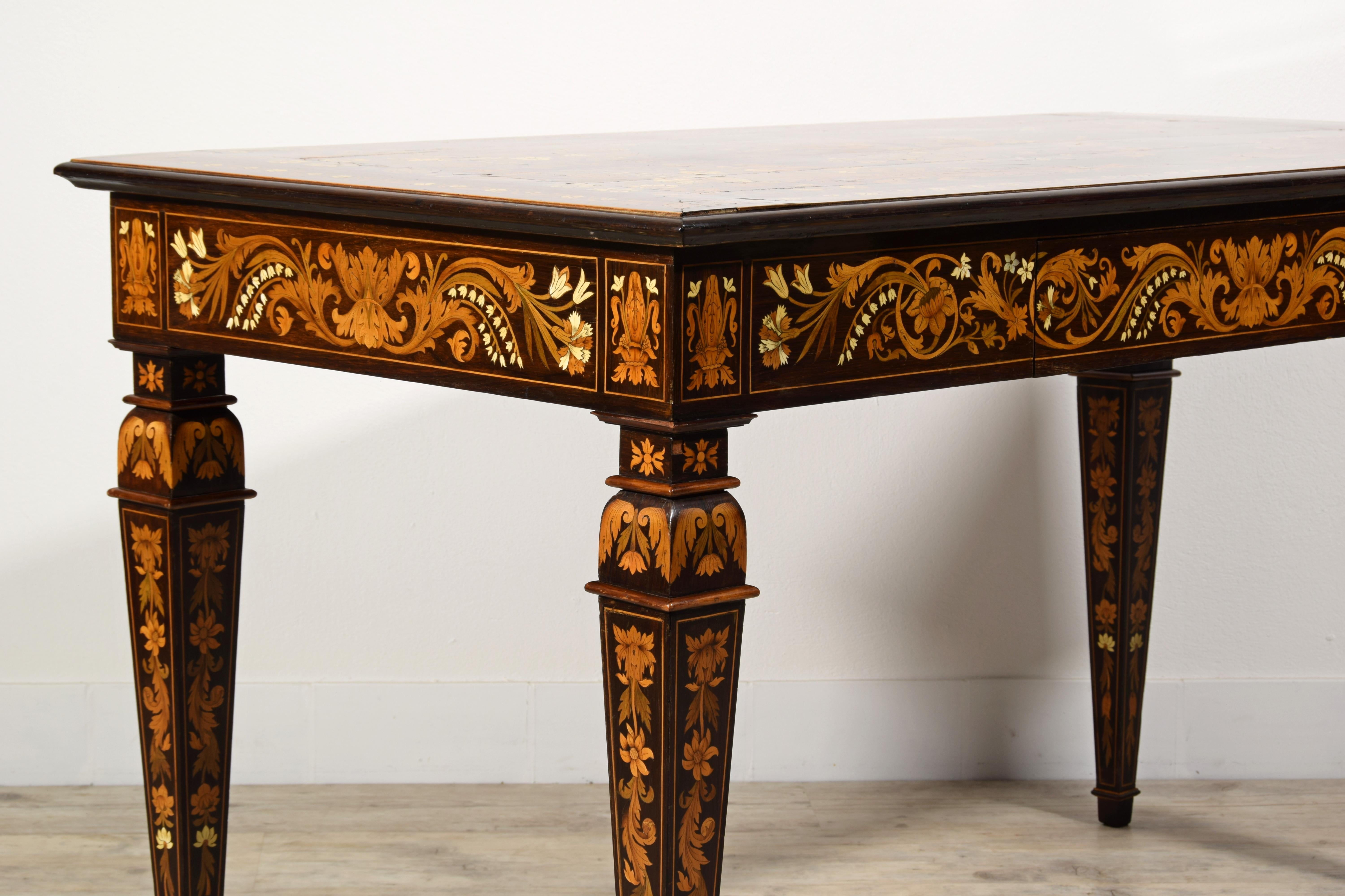 19th Century, Italian Inlaid Wood Centre Table by Luigi and Angiolo Falcini For Sale 15