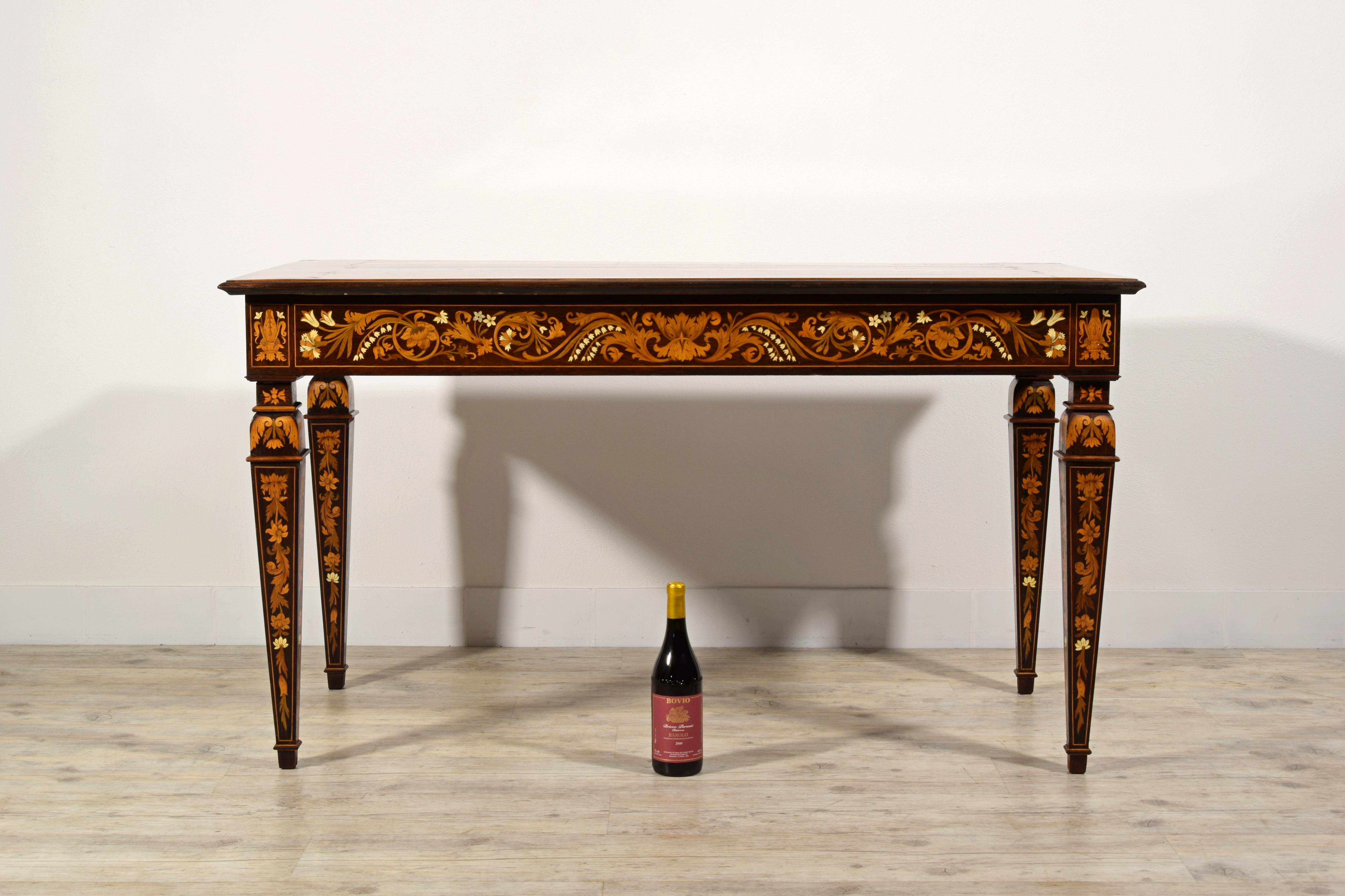 19th Century, Italian Inlaid Wood Centre Table by Luigi and Angiolo Falcini For Sale 1
