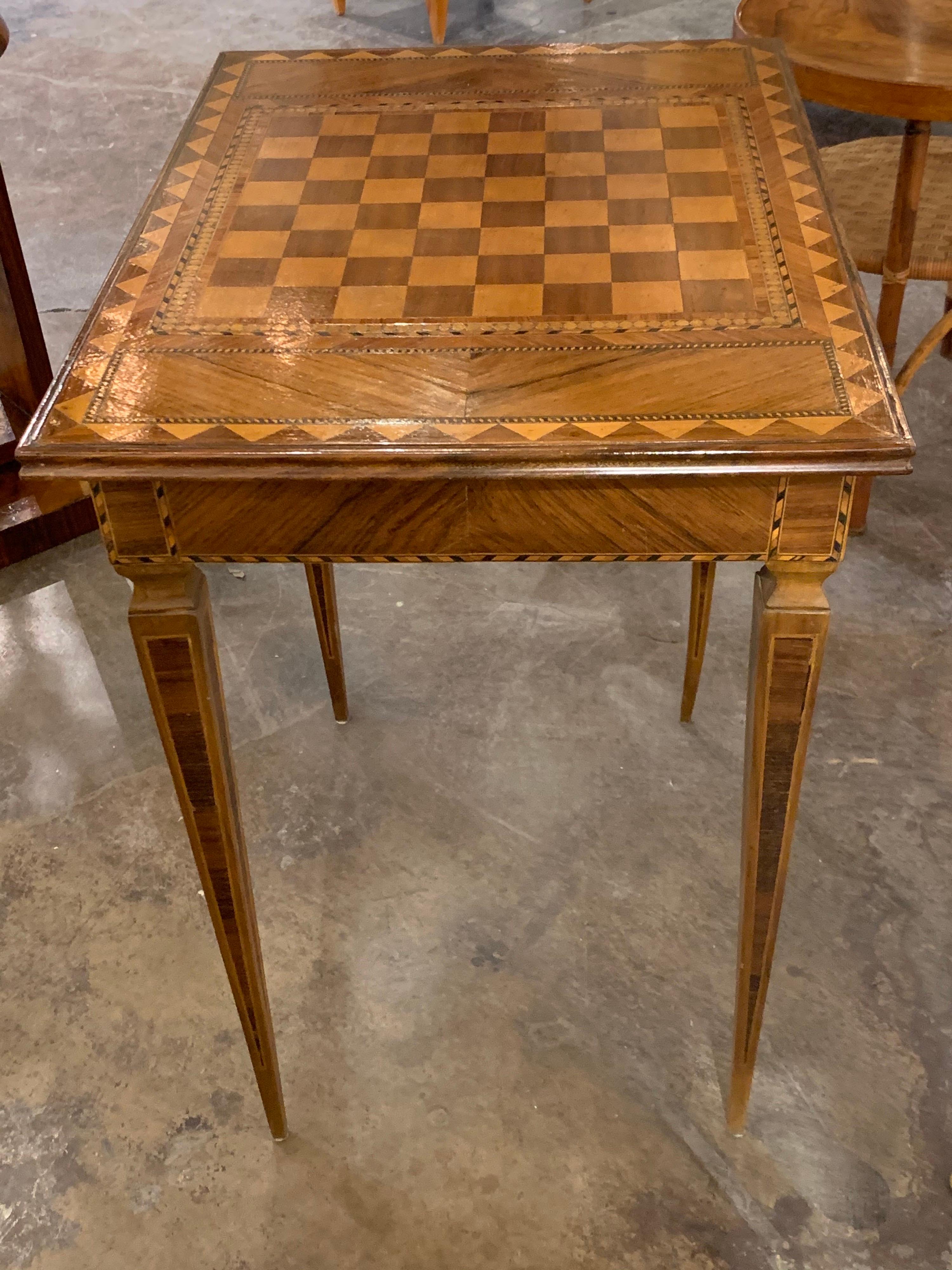 19th Century Italian Kingwood, Maple and Mahogany Checker Board Side Table For Sale 1