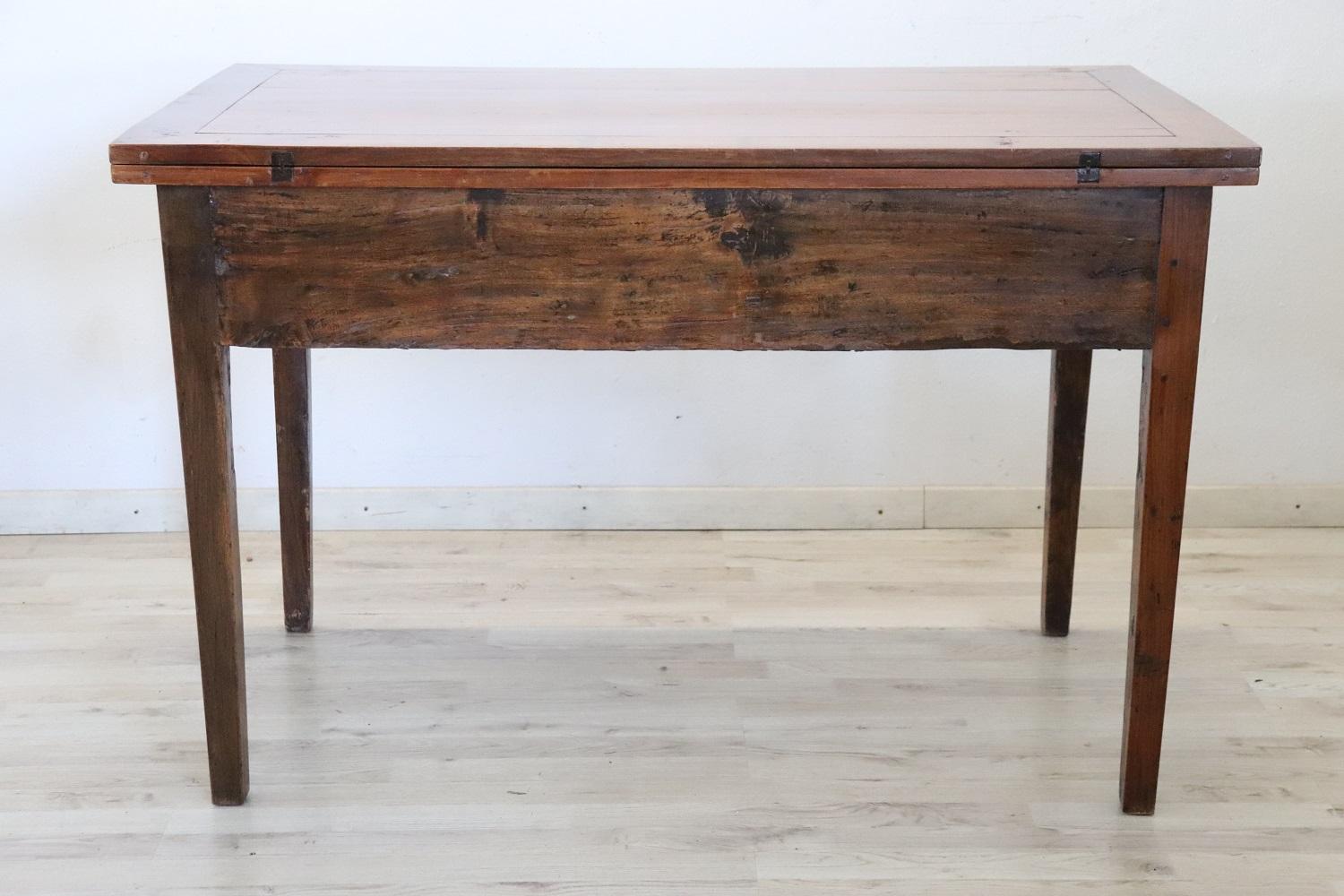 19th Century Italian Kitchen Table Poplar and Cherry Wood with Opening Top In Good Condition For Sale In Casale Monferrato, IT