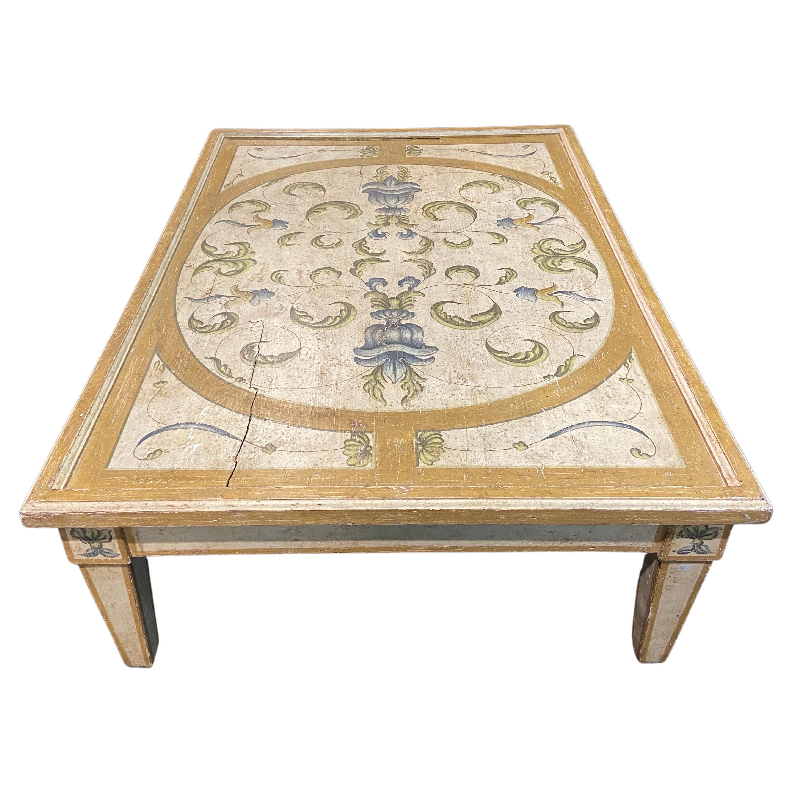 19. Jahrhundert Italienisch große handbemalte hölzerne Sofa Tisch