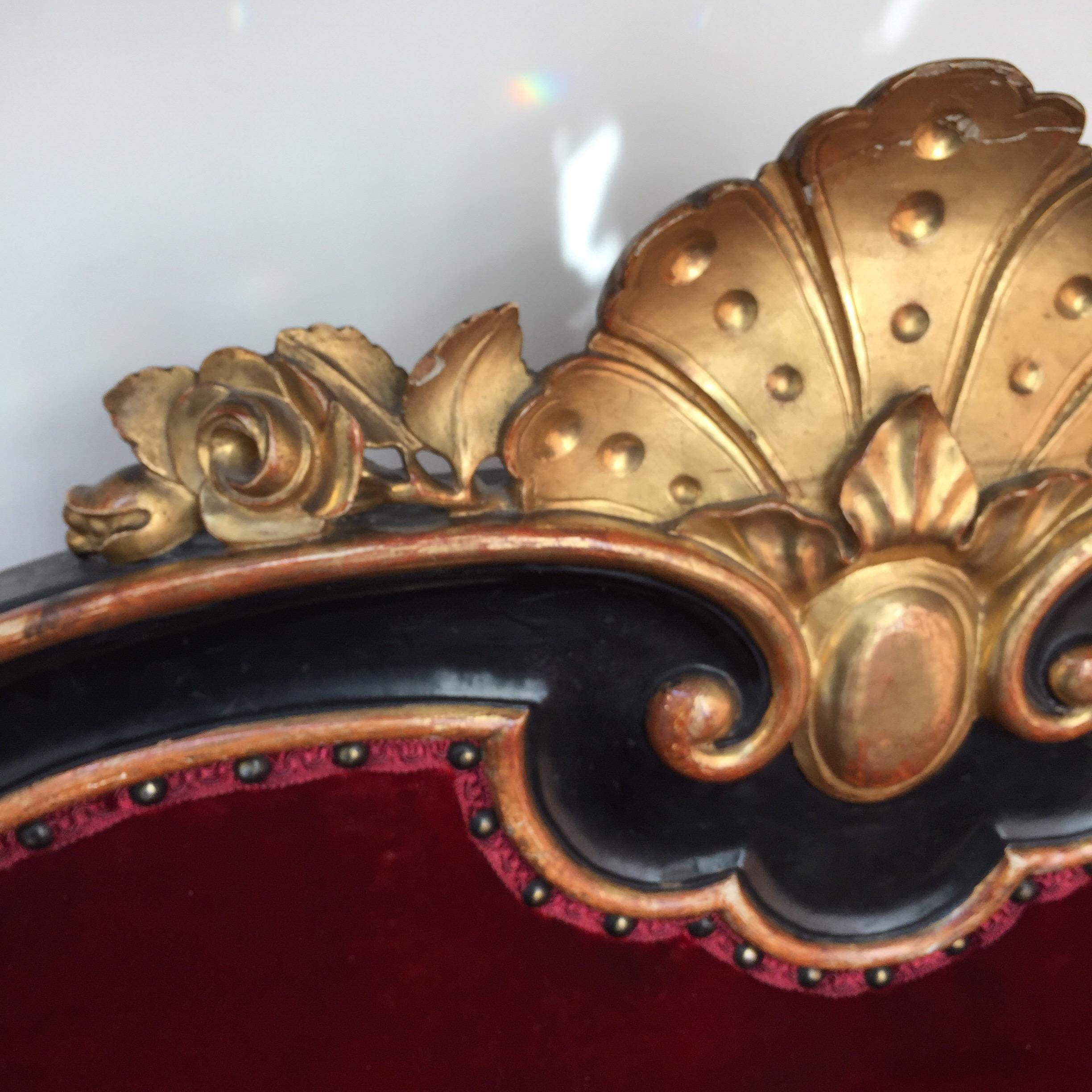 Italian 19th Century Large Sofa Sicilian Canapè with Lacquer Gilding Red Velvet In Fair Condition In Milan, IT