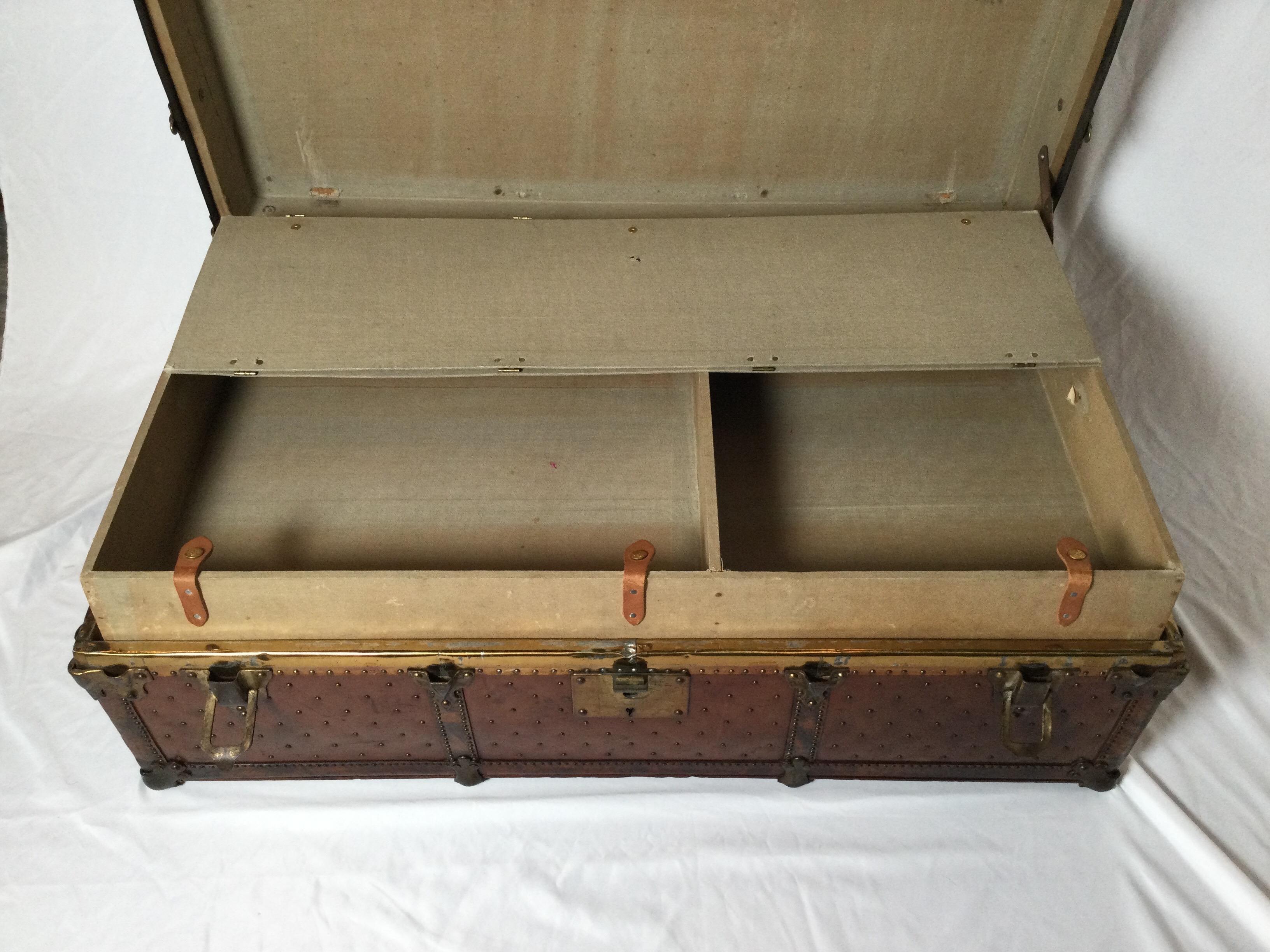 19th Century Italian Leather Steamer Trunk For Sale 3