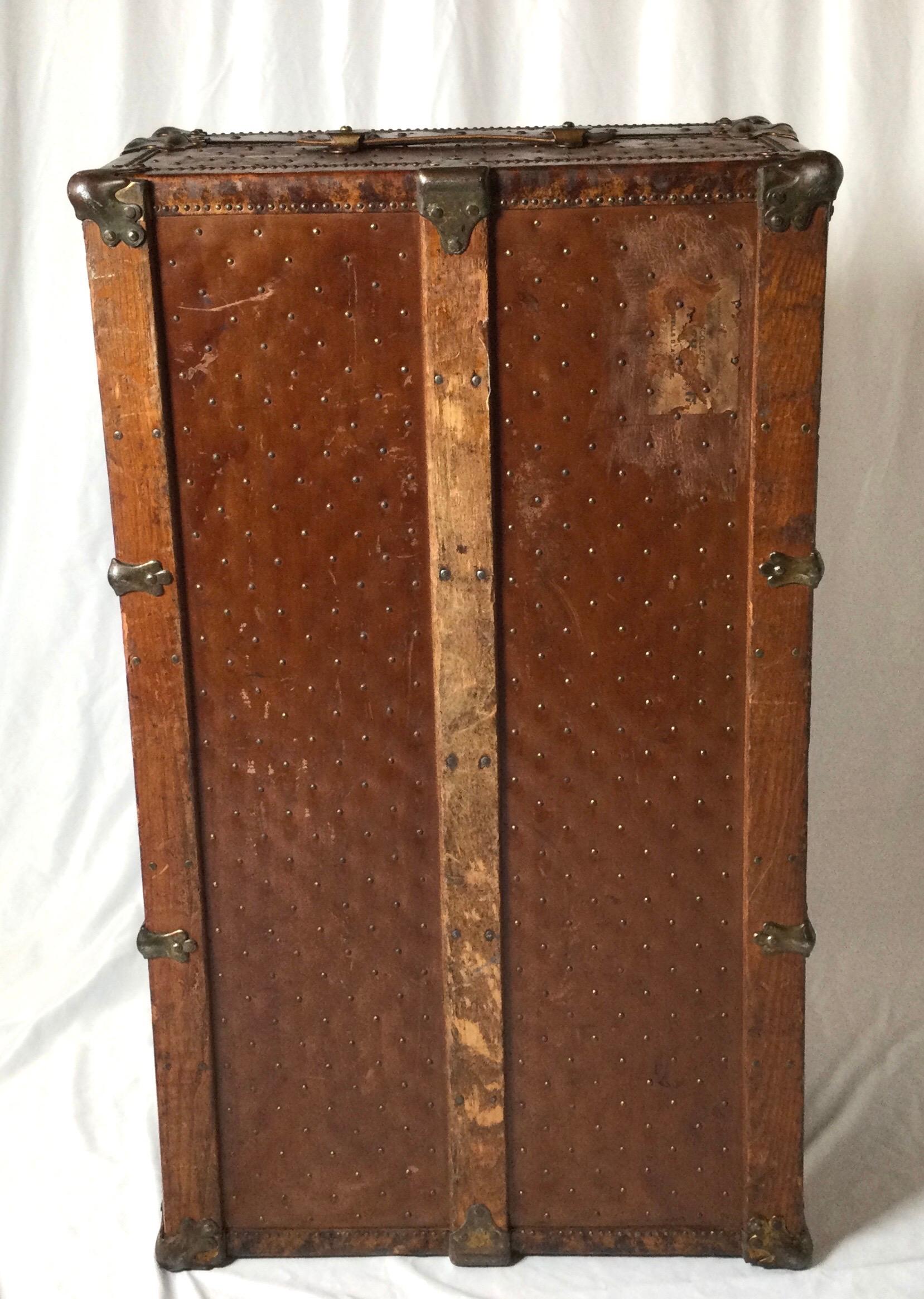 Late 19th Century 19th Century Italian Leather Steamer Trunk For Sale