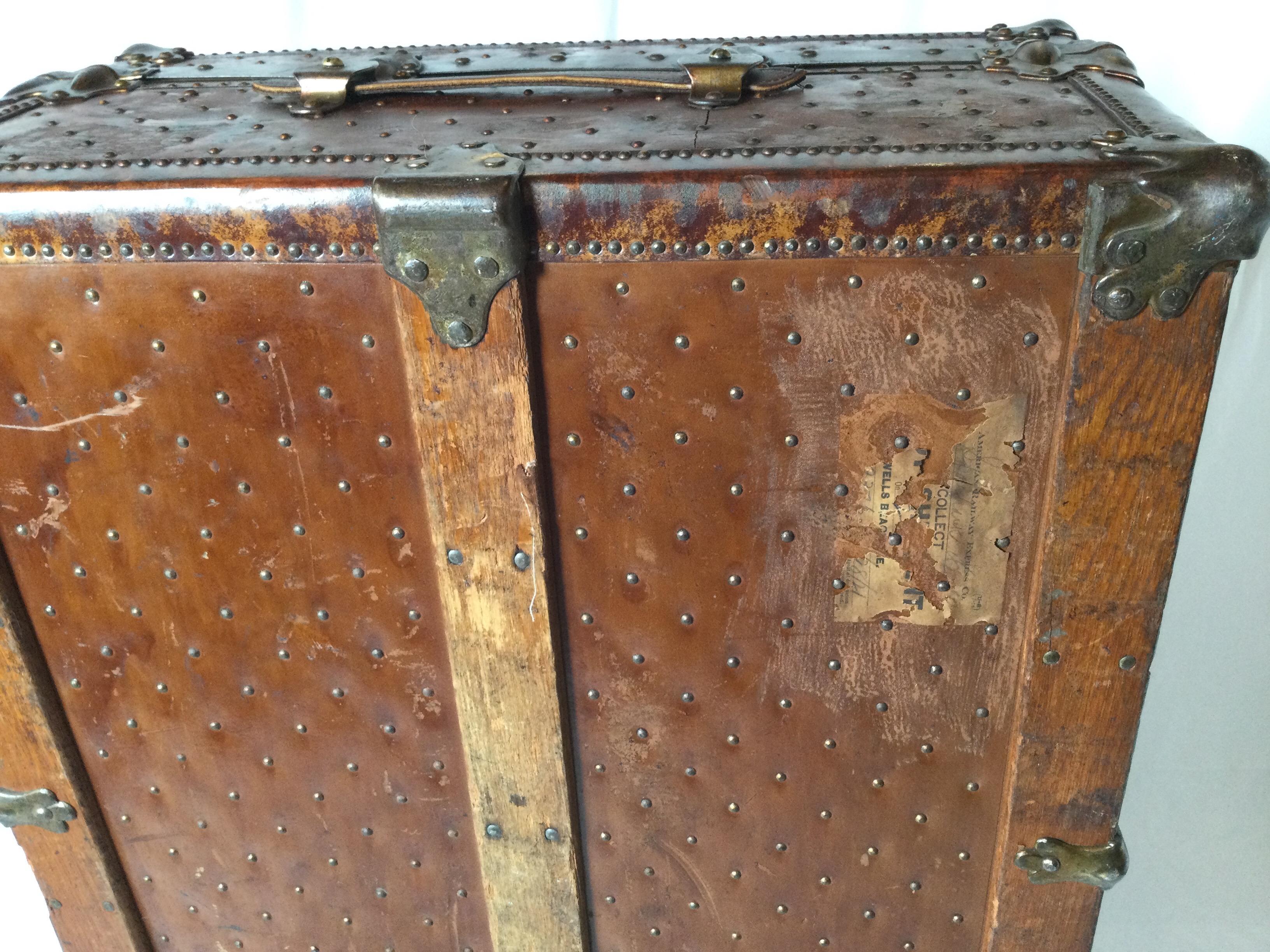 19th Century Italian Leather Steamer Trunk For Sale 1