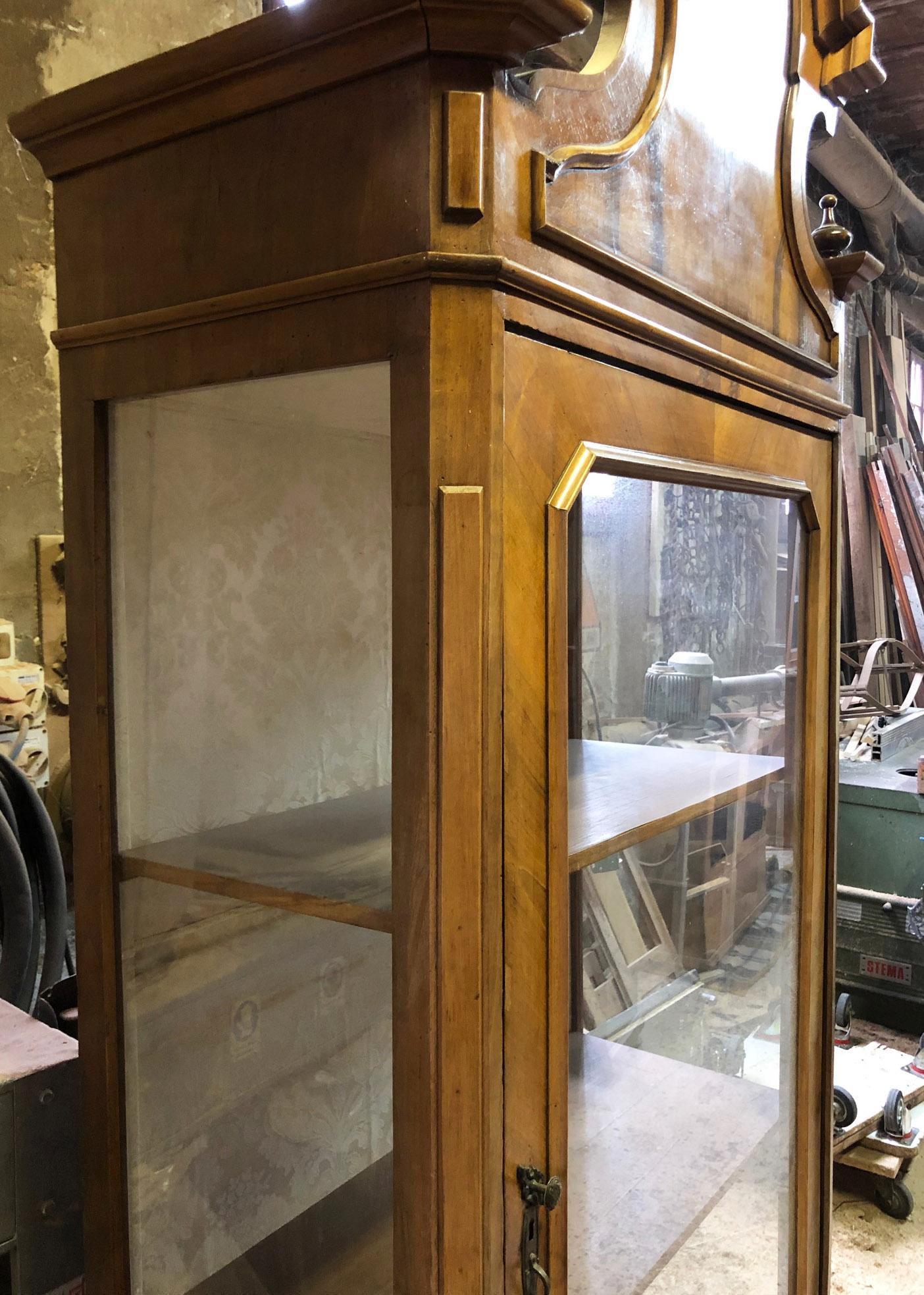 Rococo Uncommon Italian Library Showcase in Walnut with Side Windows Restored For Sale