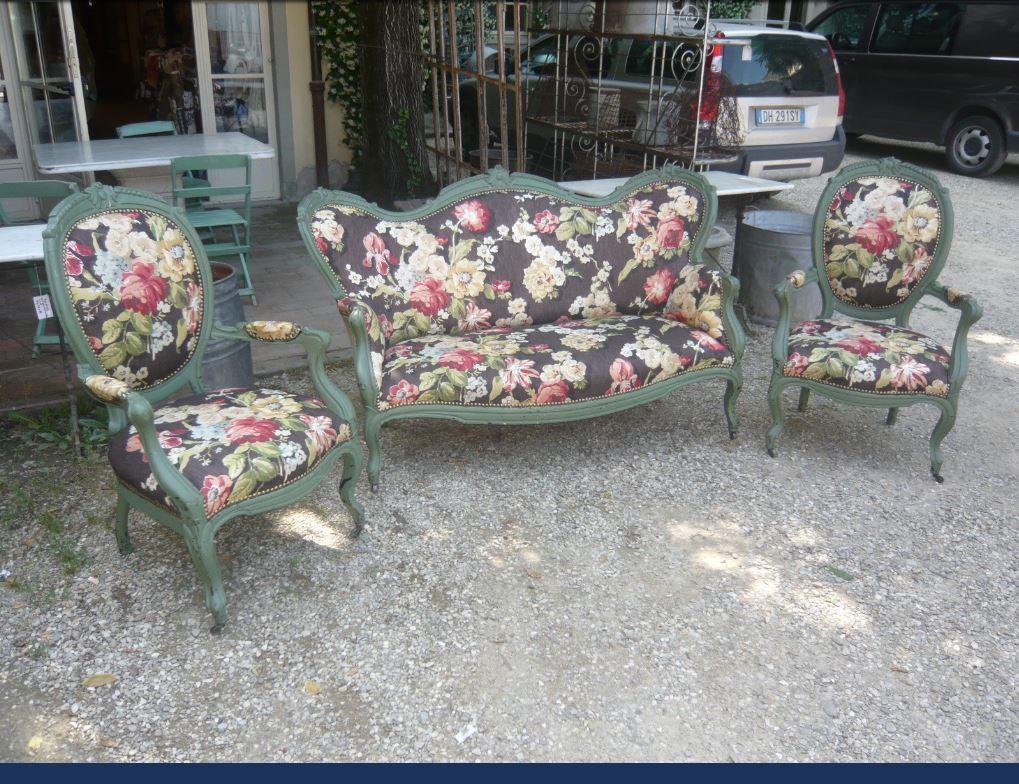 19th century Italian living room set in lacquered wood floral upholstered. 1890s
Measurements:
- Sofa: Width cm.160, Depth cm.55, Height cm.94, Seat Height cm.45
- Armchairs: Width cm.64, Depth cm.55, Height cm.104, Seat Height cm.45