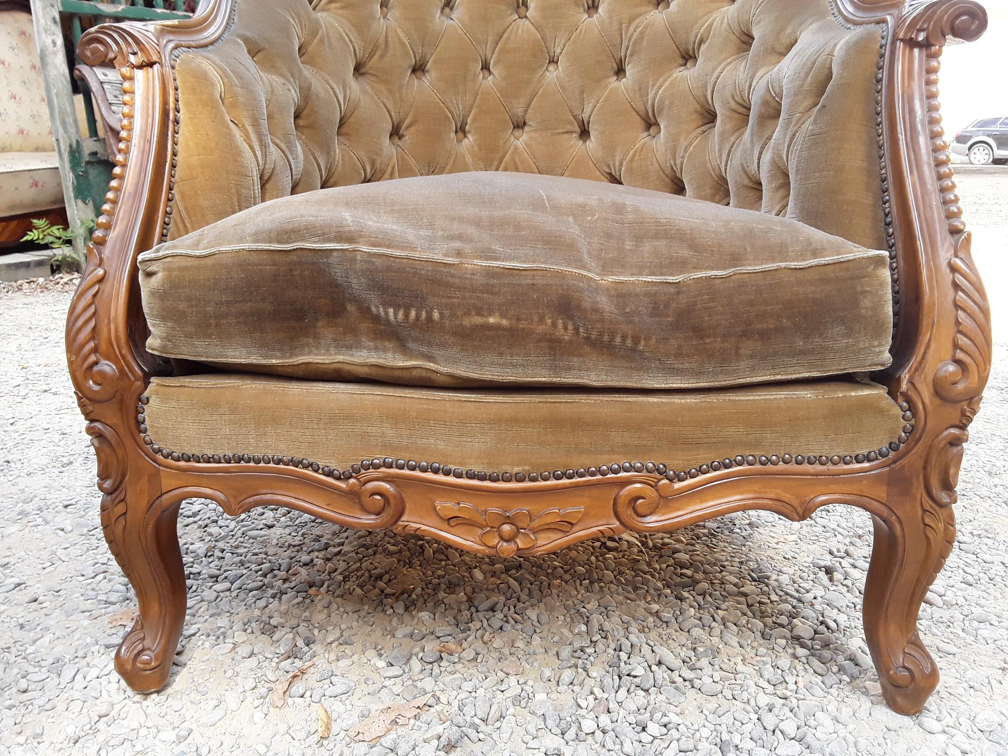 19th Century Italian Living Room Set with Sofa and Armchairs, Original Fabric For Sale 1