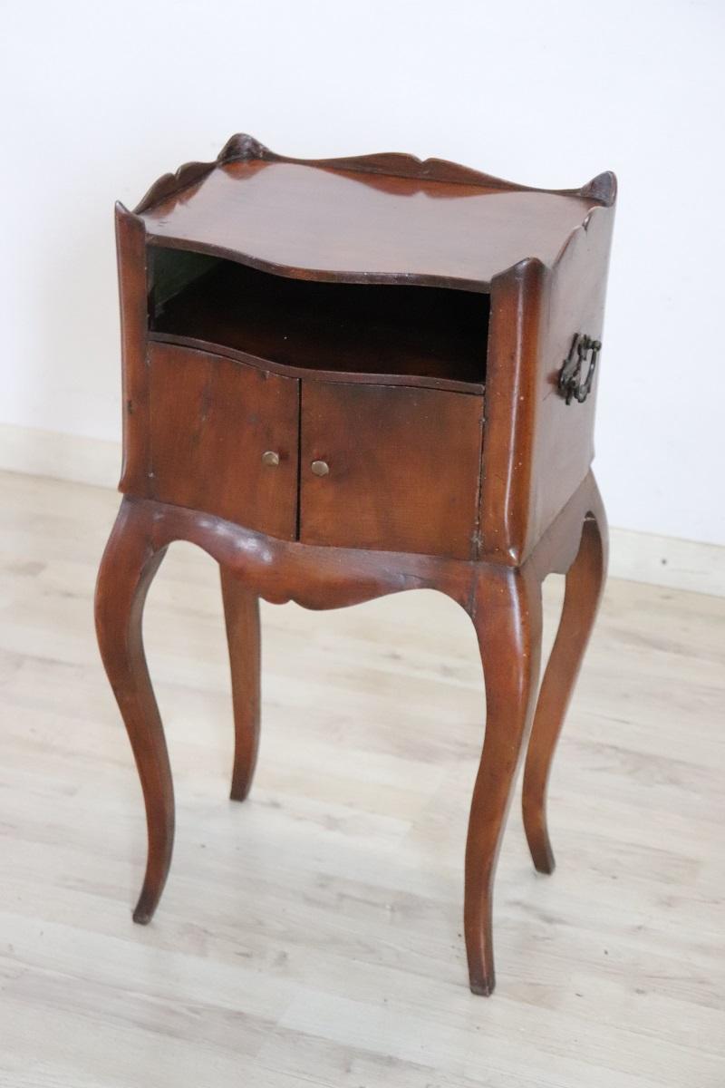 19th Century Italian Antique Nightstand in Solid Walnut For Sale 1