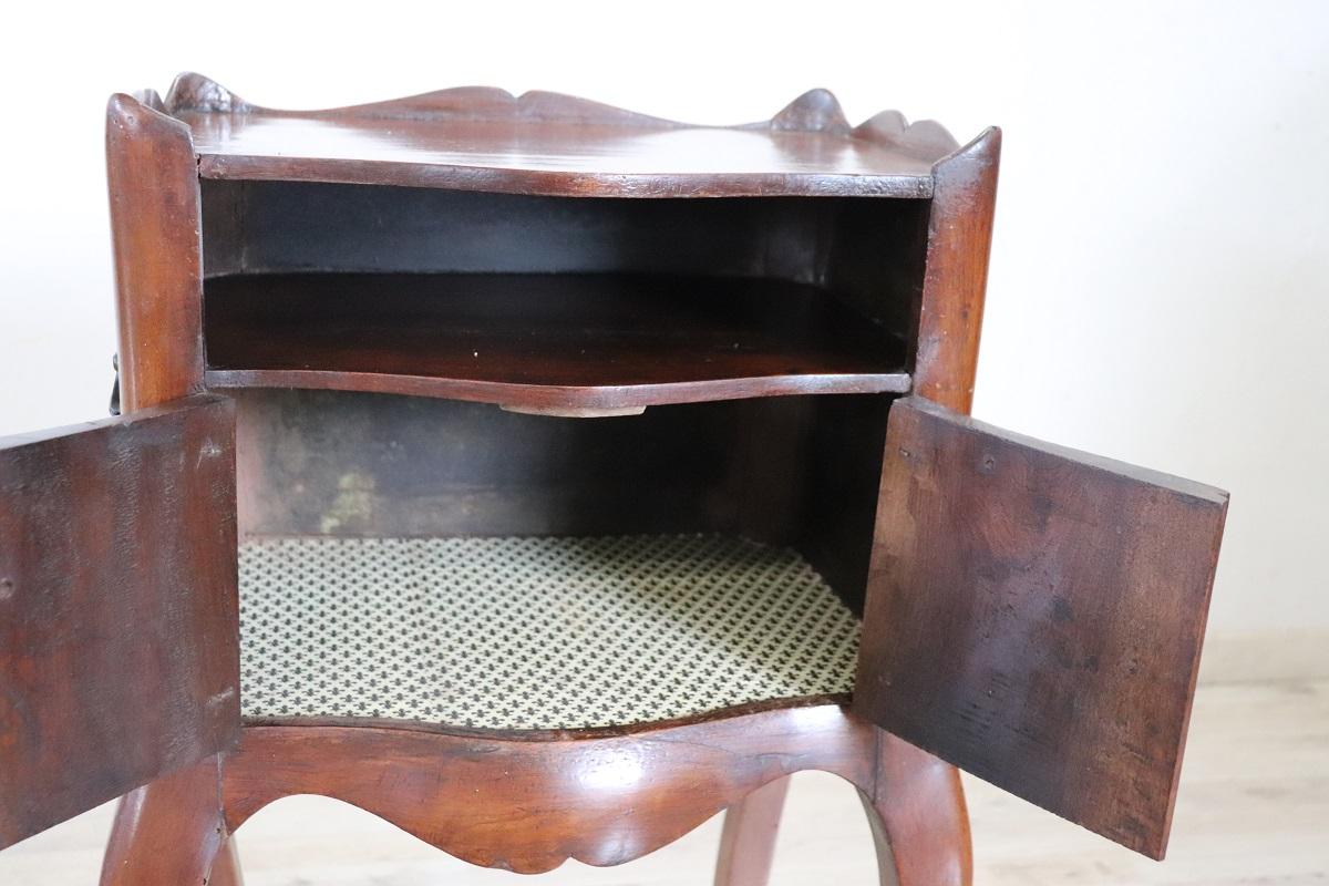 19th Century Italian Antique Nightstand in Solid Walnut For Sale 3