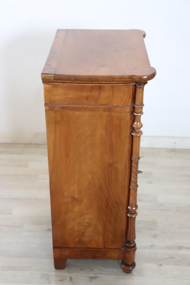 19th Century Italian Louis Philippe Antique Nightstand in Solid Walnut For Sale 5