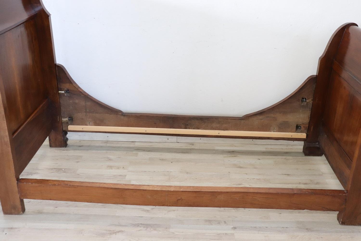 19th Century Italian Louis Philippe Antique Walnut Single Bed For Sale 5